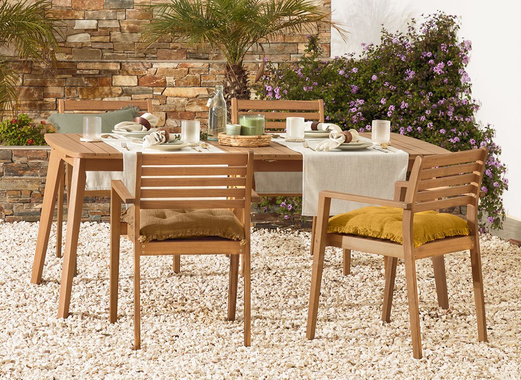 comedor_kavehome_exterior_4.jpg