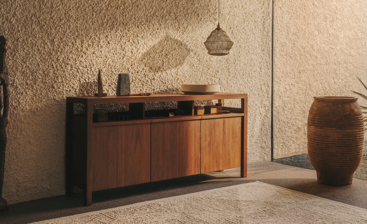 Sashi sideboard