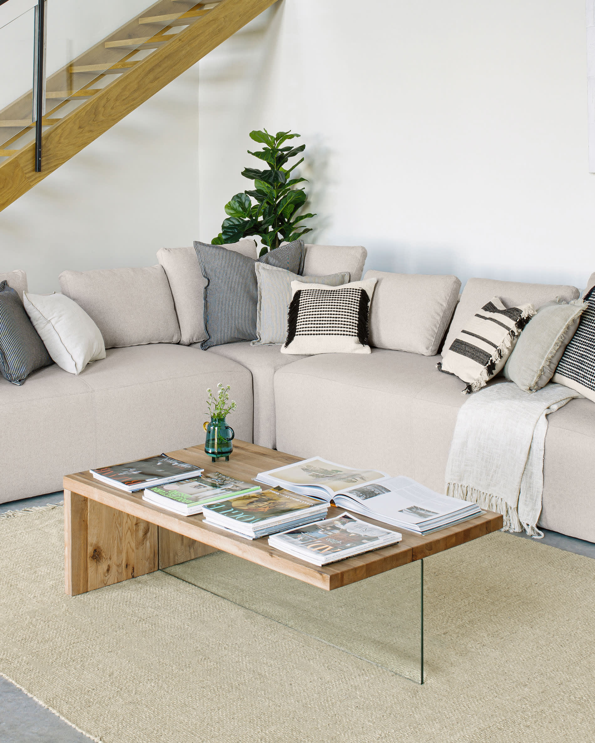 Table basse Tulsi en chêne et verre — Kave Home
