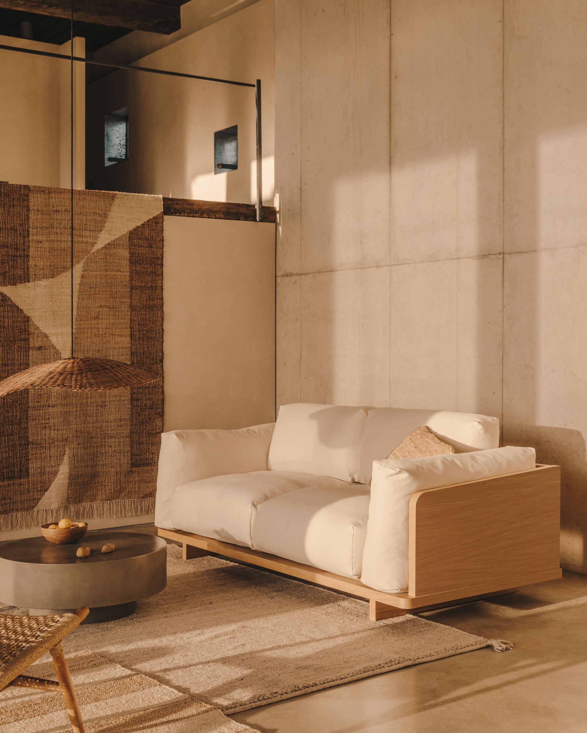 Oaq 3 seater sofa in beige 225 cm FSC Mix Credit | Kave Home