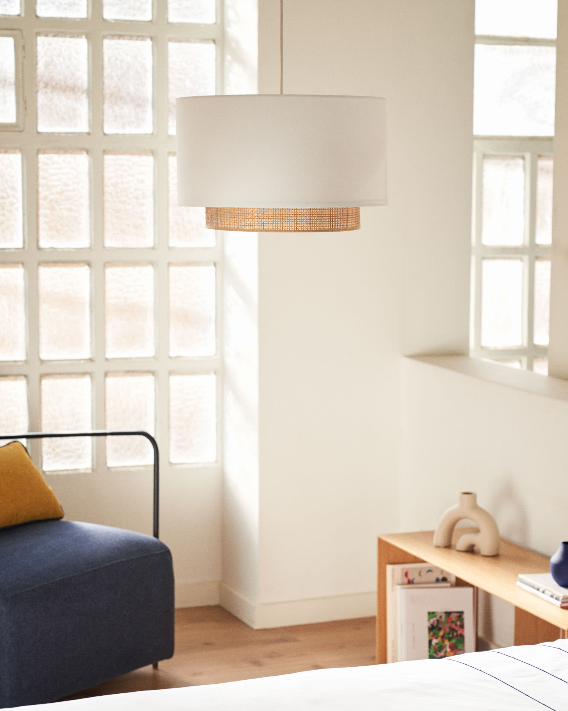 Abat-jour pour suspension Erna en bambou finition naturelle et blanche Ø — Kave Home