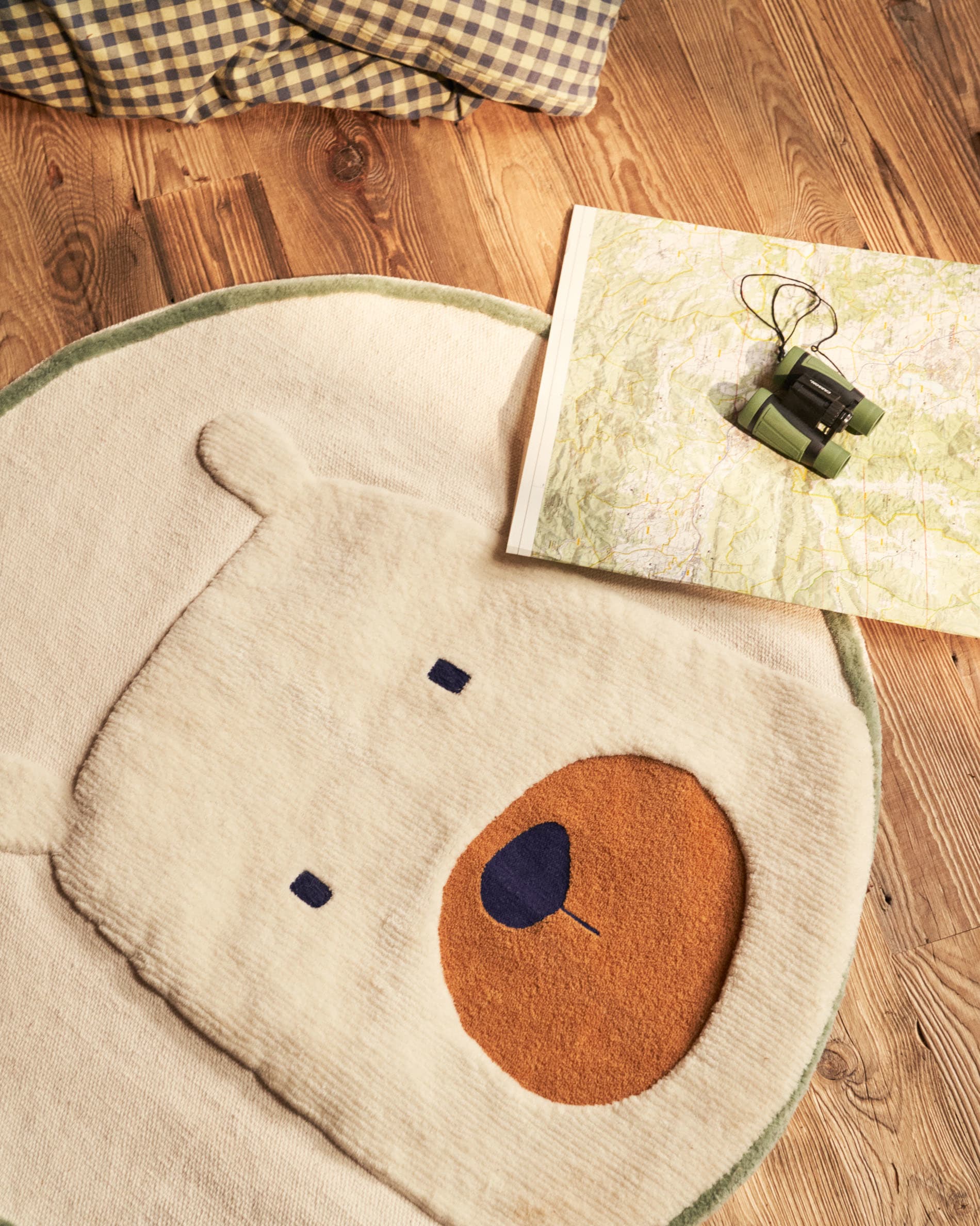 Okrągły dywan Zelda biały bawełniany o formie niedźwiedzia Ø 100 cm