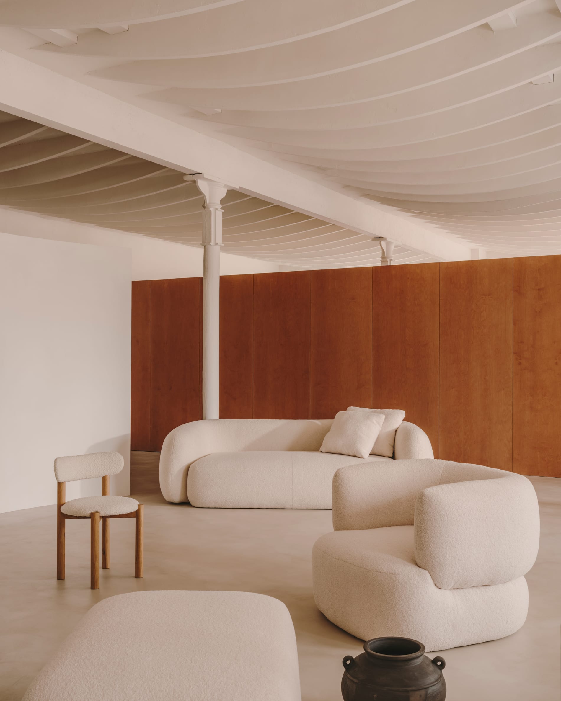 Martina ecru bouclé armchair with cushion FSC Mix Credit