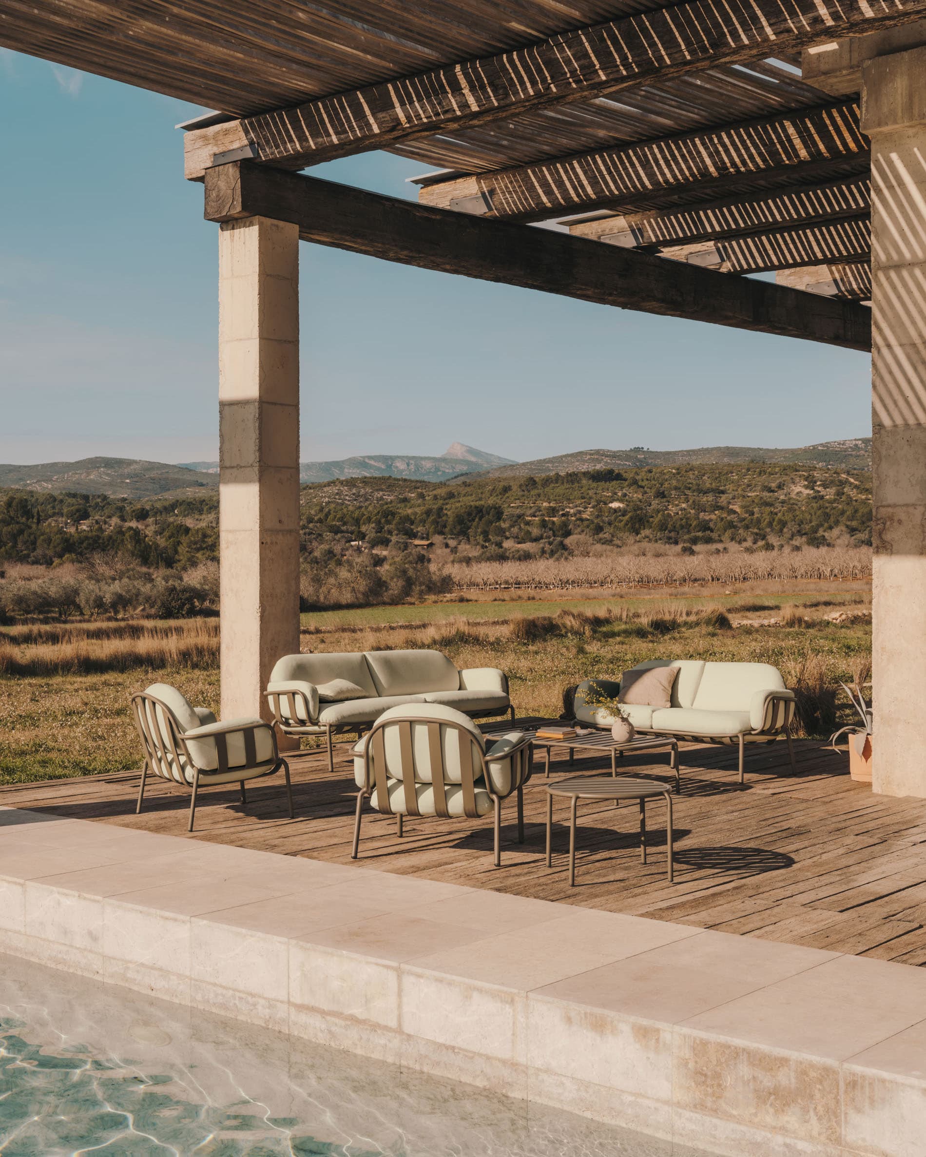 Joncols outdoor 2-seater sofa in aluminium with grey painted finish and grey cushions 164cm