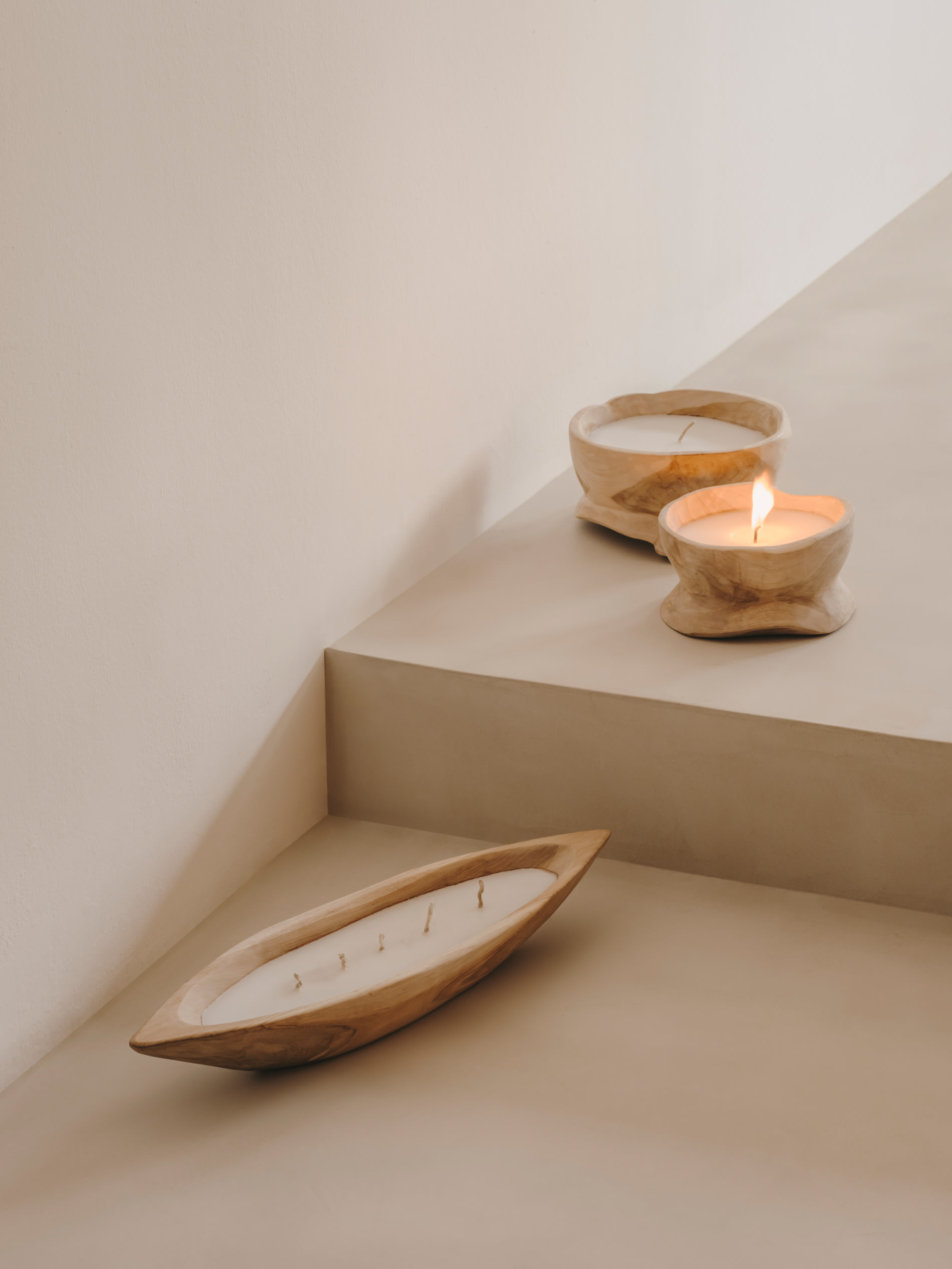 Espelma Maelia de fusta amb acabat natural Ø 60 x 16 cm