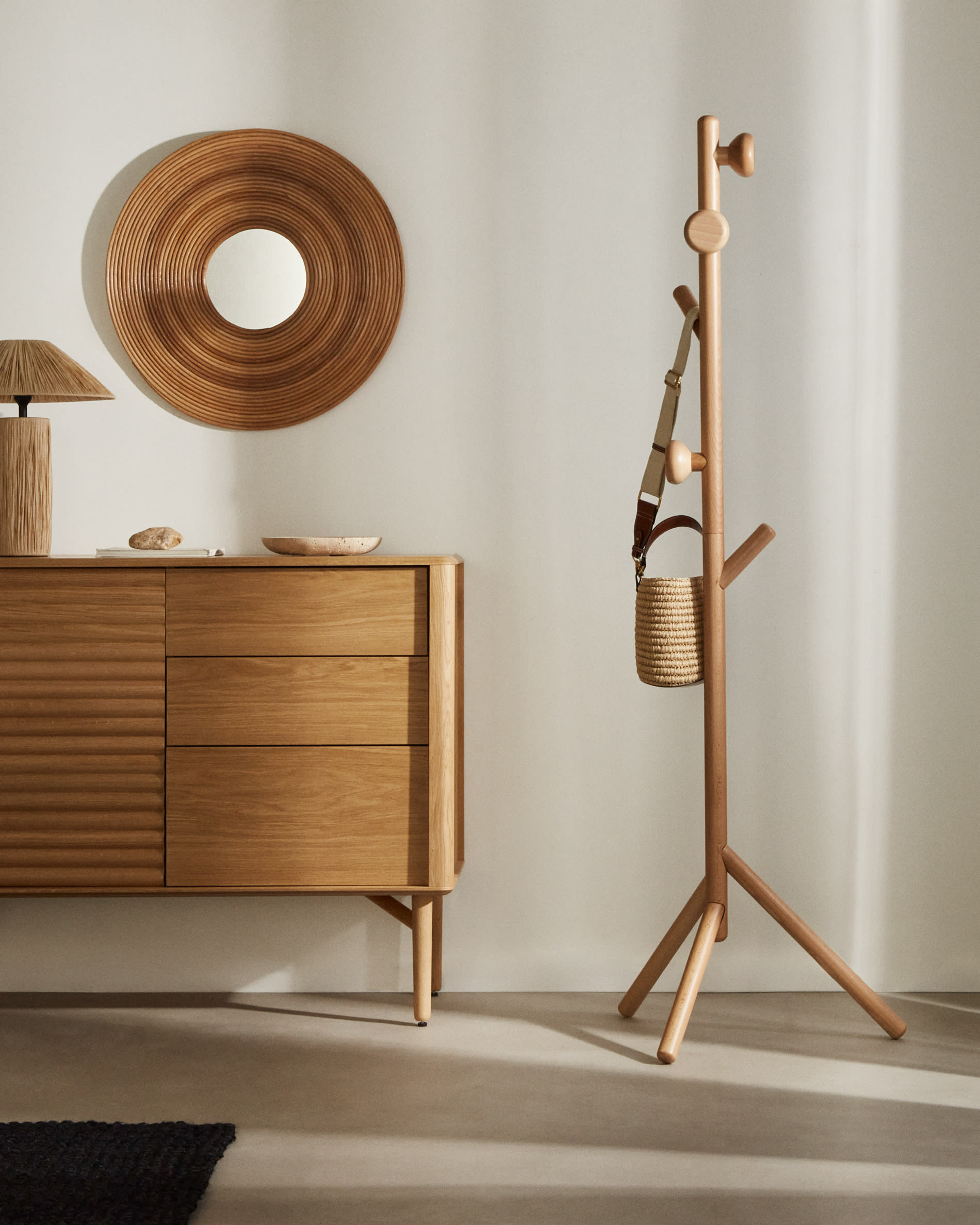Nadue coat rack in solid beech wood with natural finish 163 cm