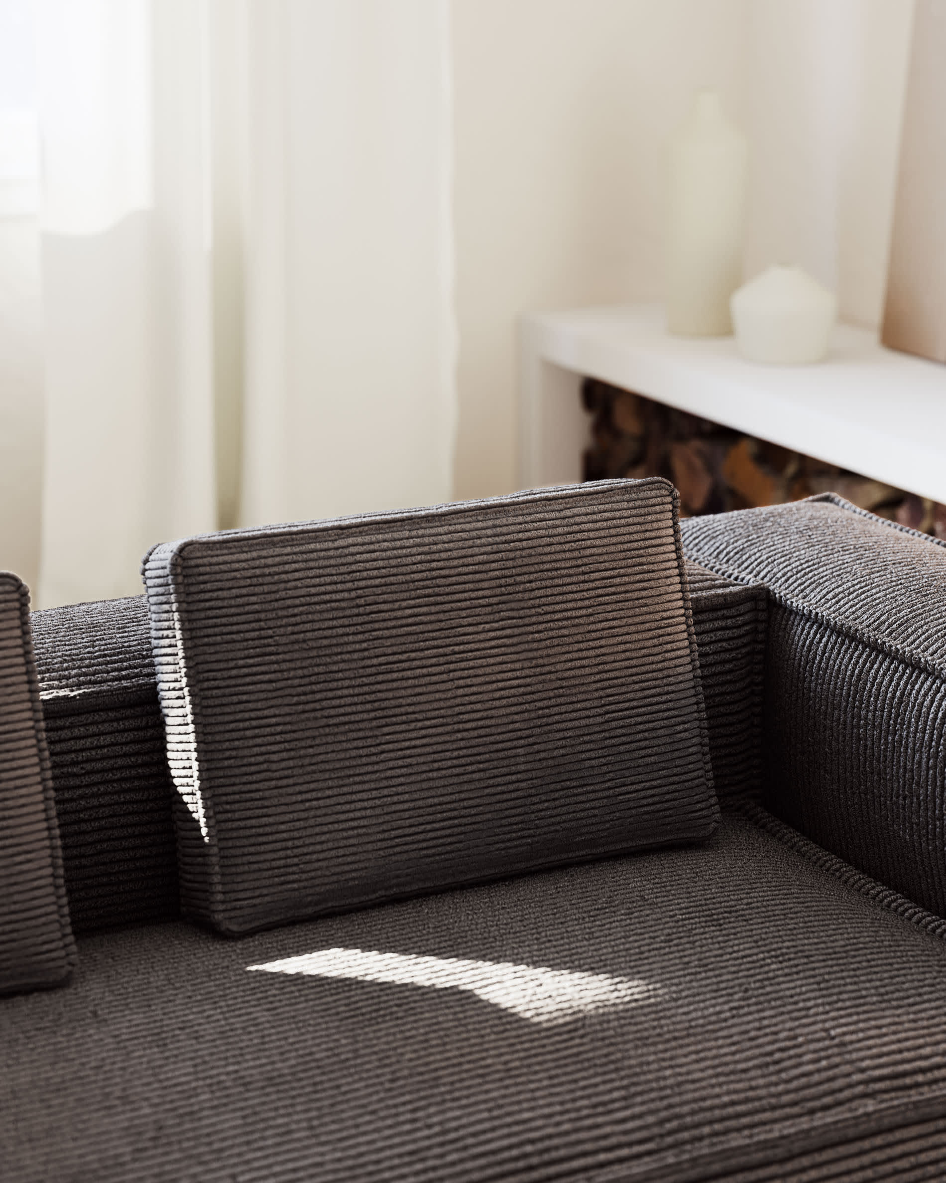 Blok fire-retardant cushion in thick grey corduroy 40 x 60cm