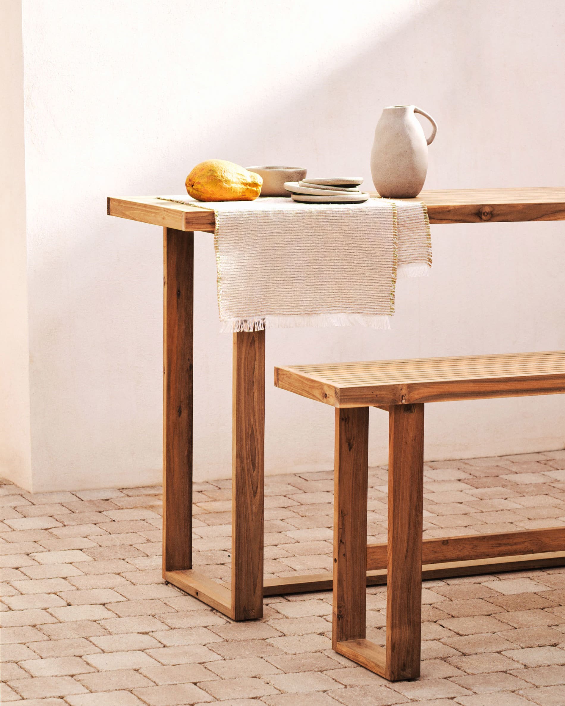 Canadell 100% outdoor bar table in solid teak wood, 140 x 70 cm