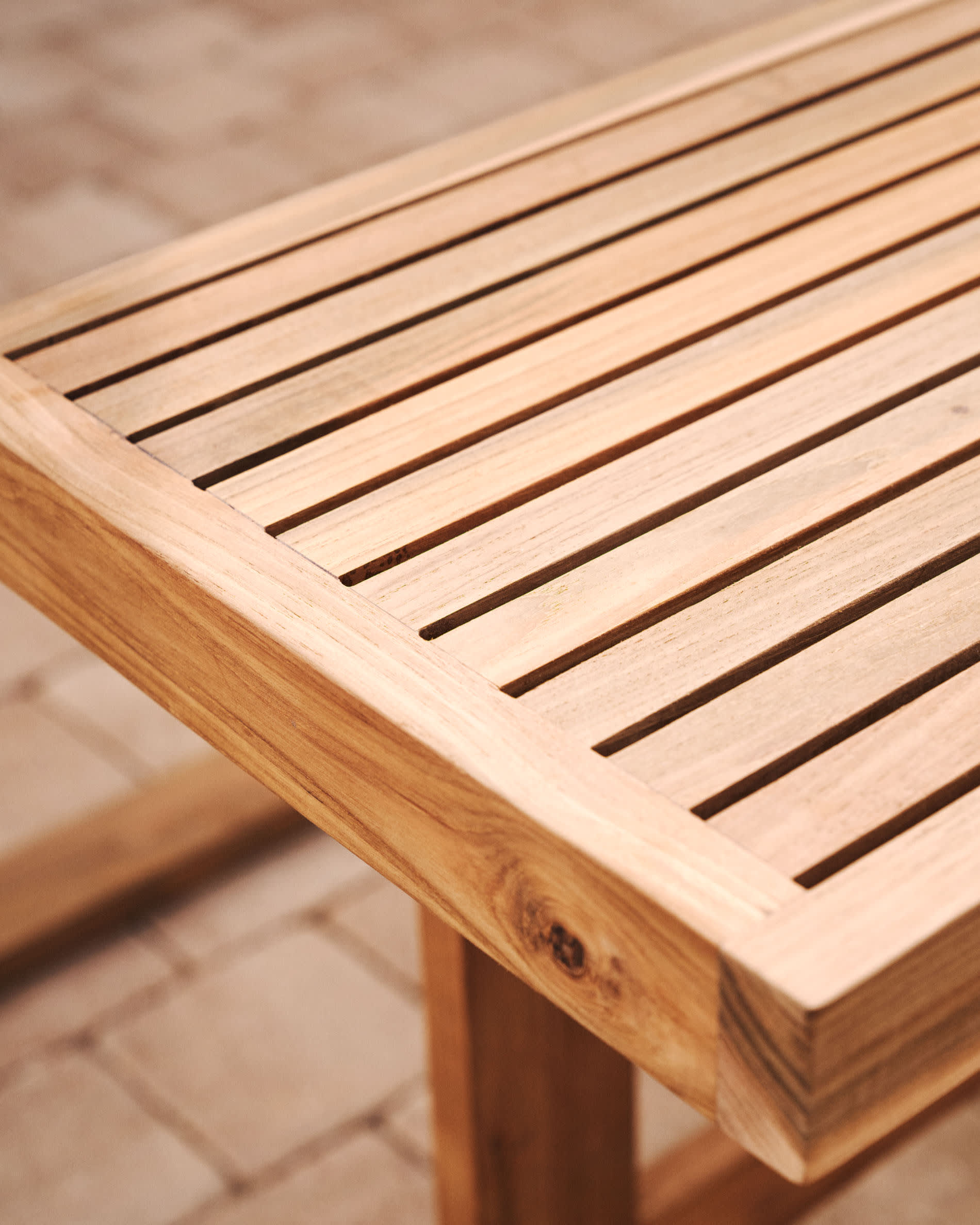 Canadell 100% outdoor tall bench in solid teak wood, 130 cm