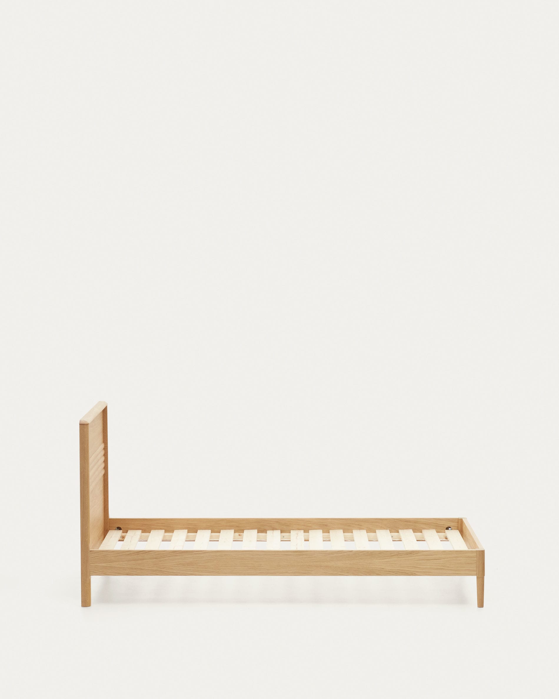 Lenon oak wood and veneer bed for 90 x 200 cm mattress, FSC MIX Credit