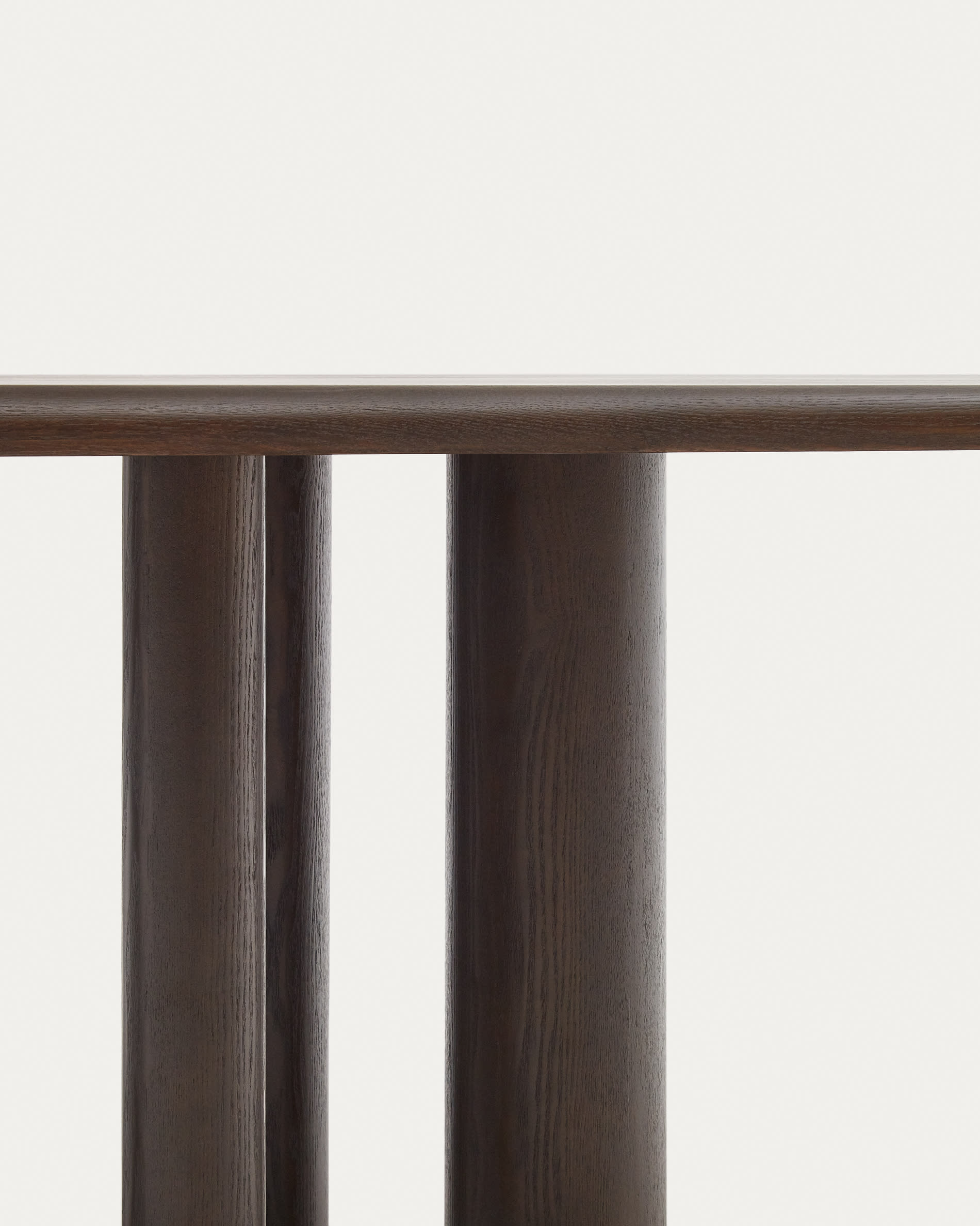 Mailen oval table in ash wood veneer with dark finish, Ø 220 x 105 cm