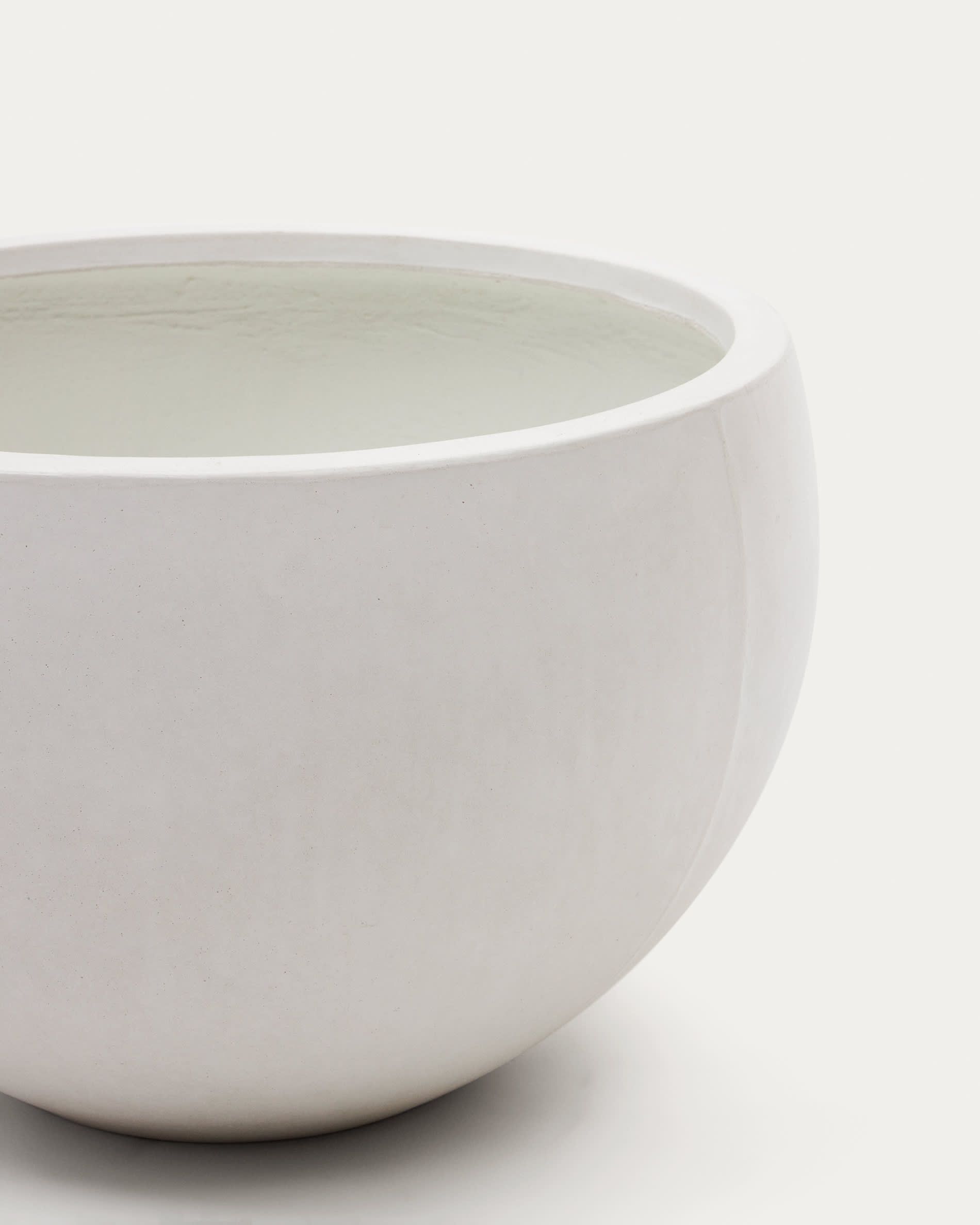 Grau White Cement Planter Ø 56 cm