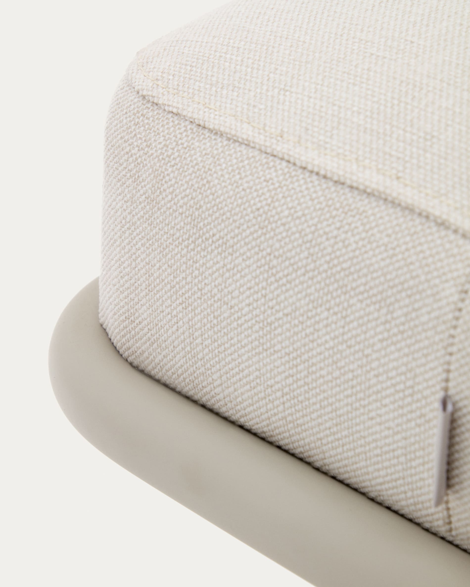 Compo bench in beige chenille and beige metal structure, 130 cm