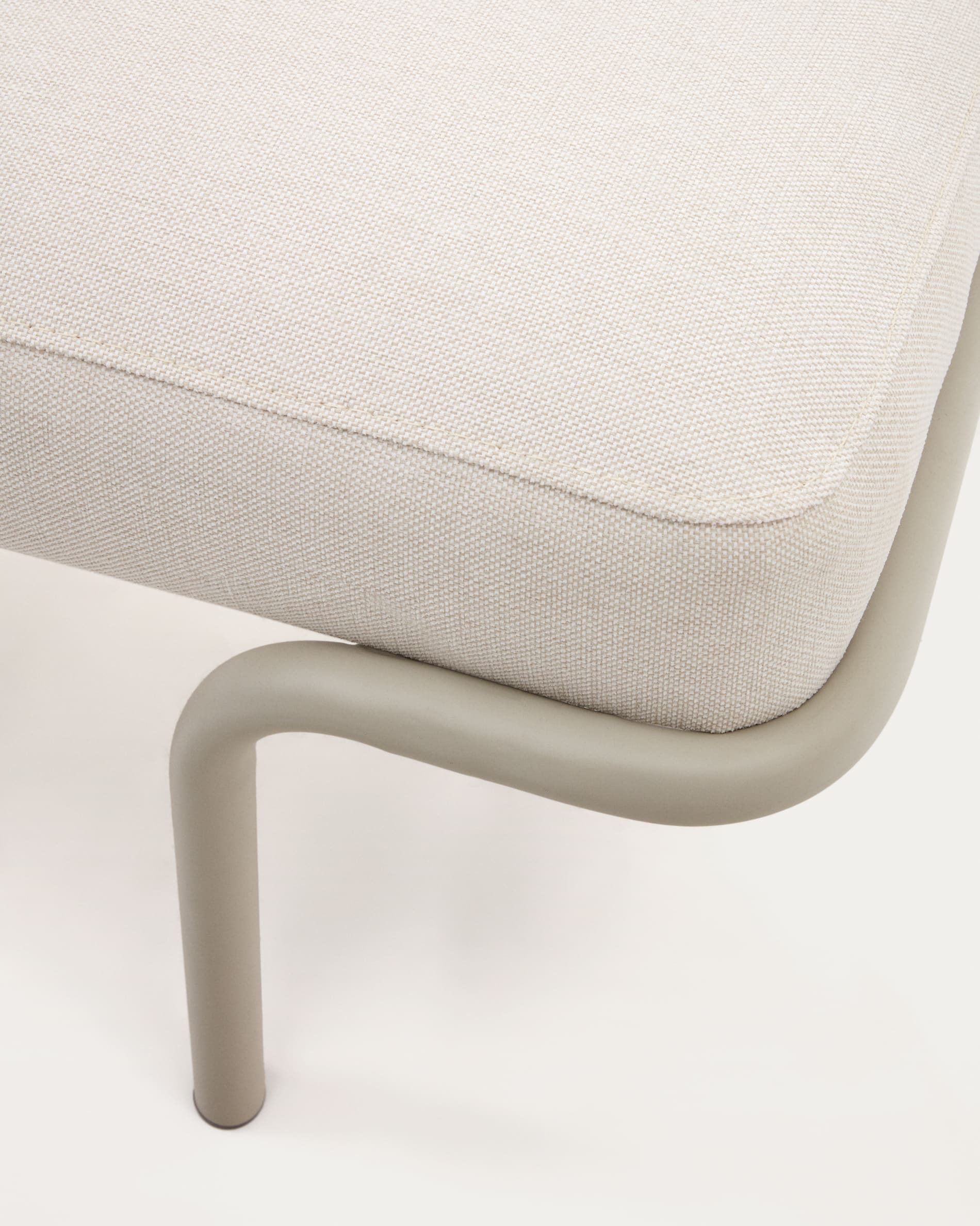 Compo bench in beige chenille and beige metal structure, 130 cm