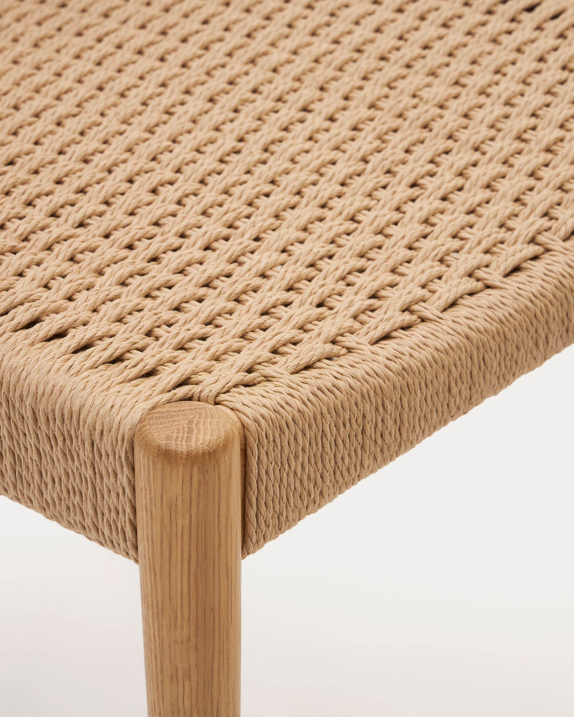 Analy chair in solid oak wood with natural finish and rope seat FSC Mix Credit