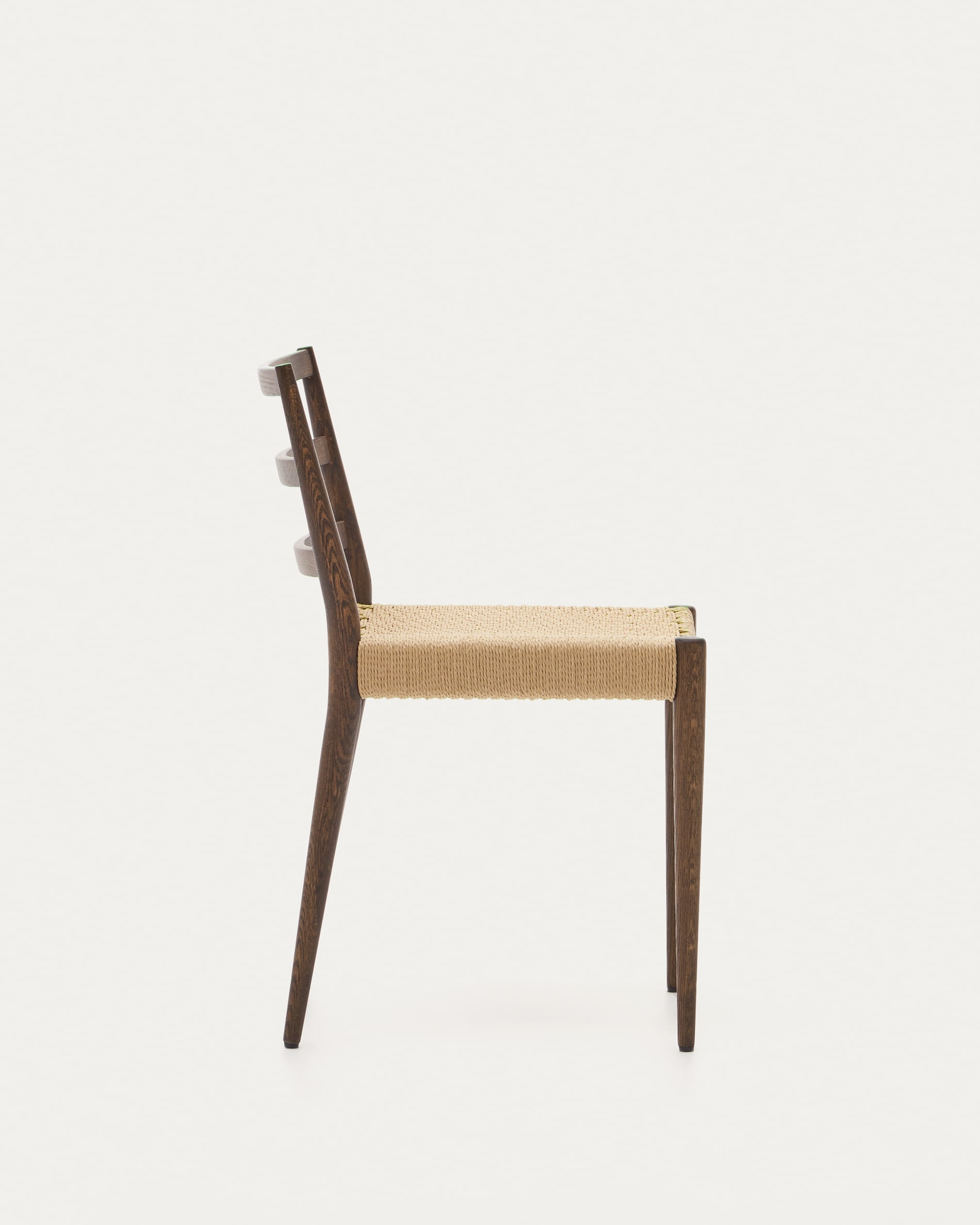 Analy chair in solid oak wood with walnut finish and rope seat FSC Mix Credit