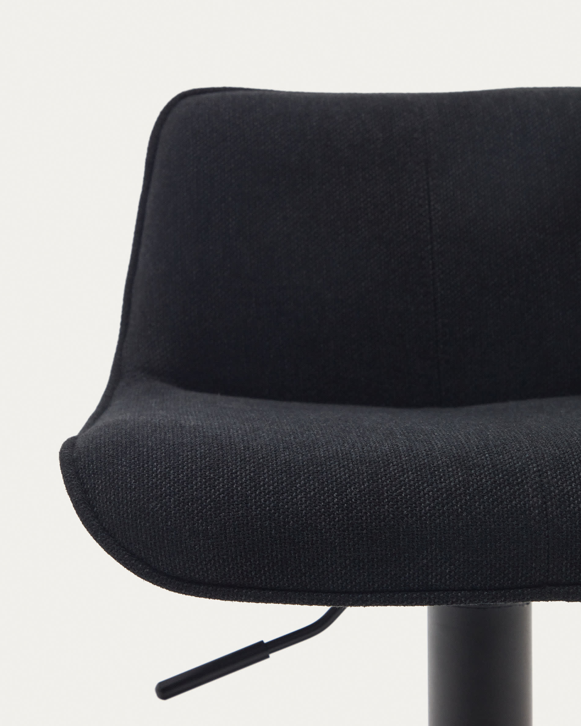 Zenda stool in black chenille and matt black steel 81-102 cm FSC 100%