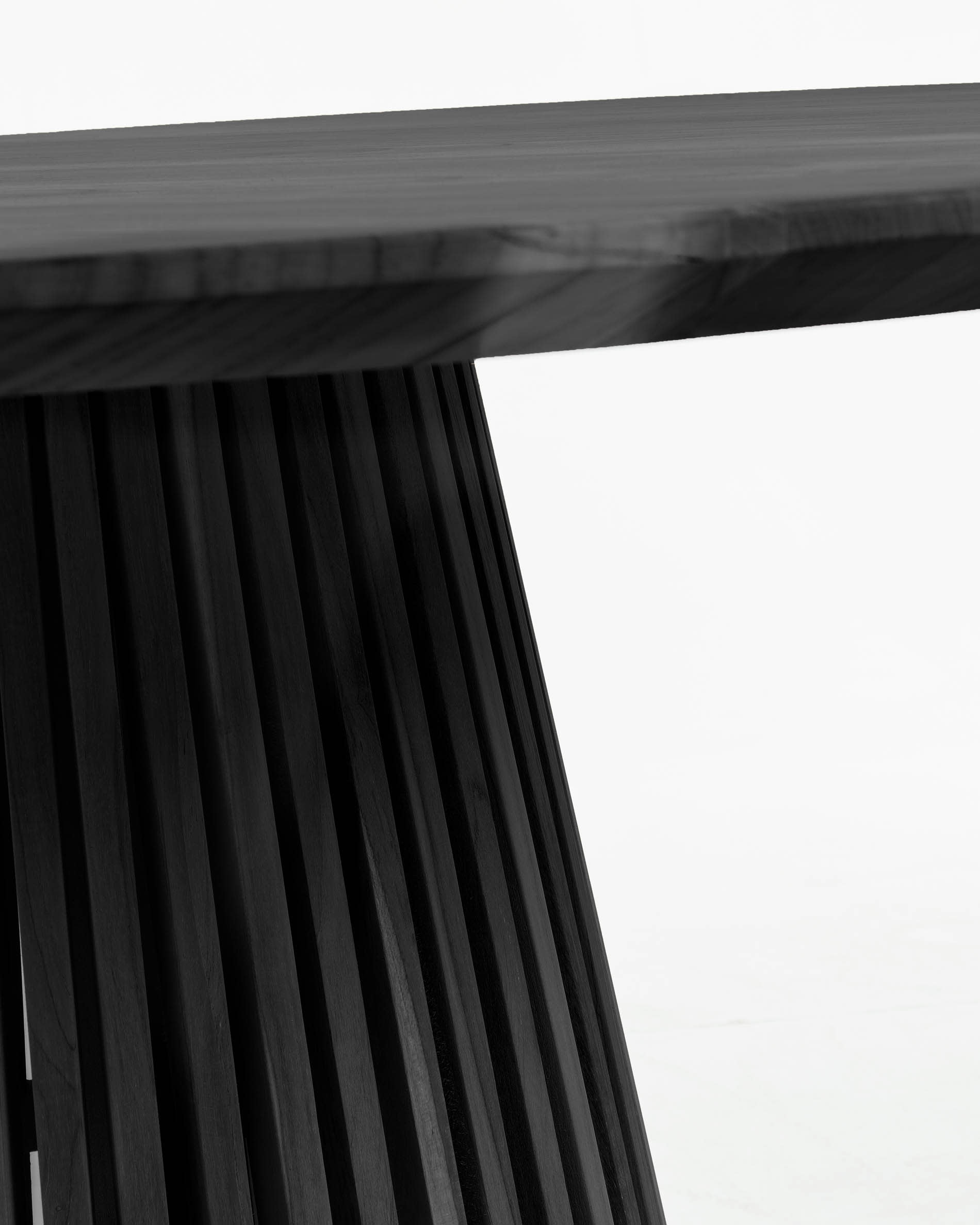 White cedar wood table top with black finish for Jeanette round table, Ø 120 cm
