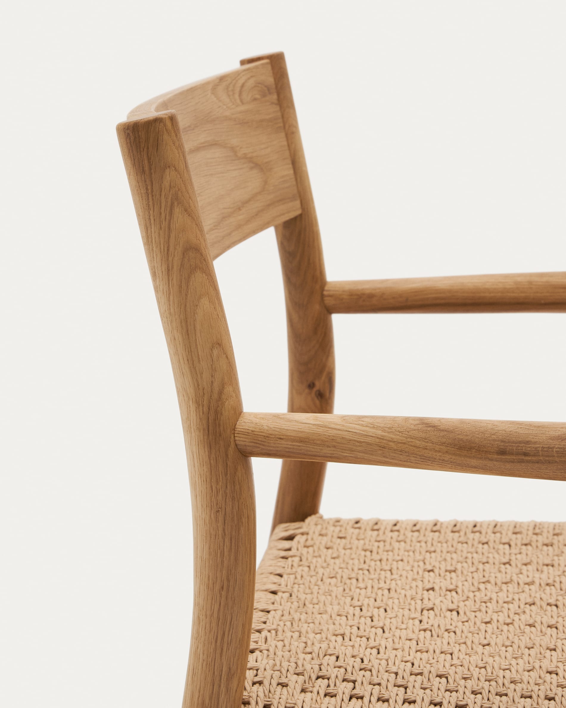 Yalia chair in solid oak wood with natural finish and rope seat FSC Mix Credit