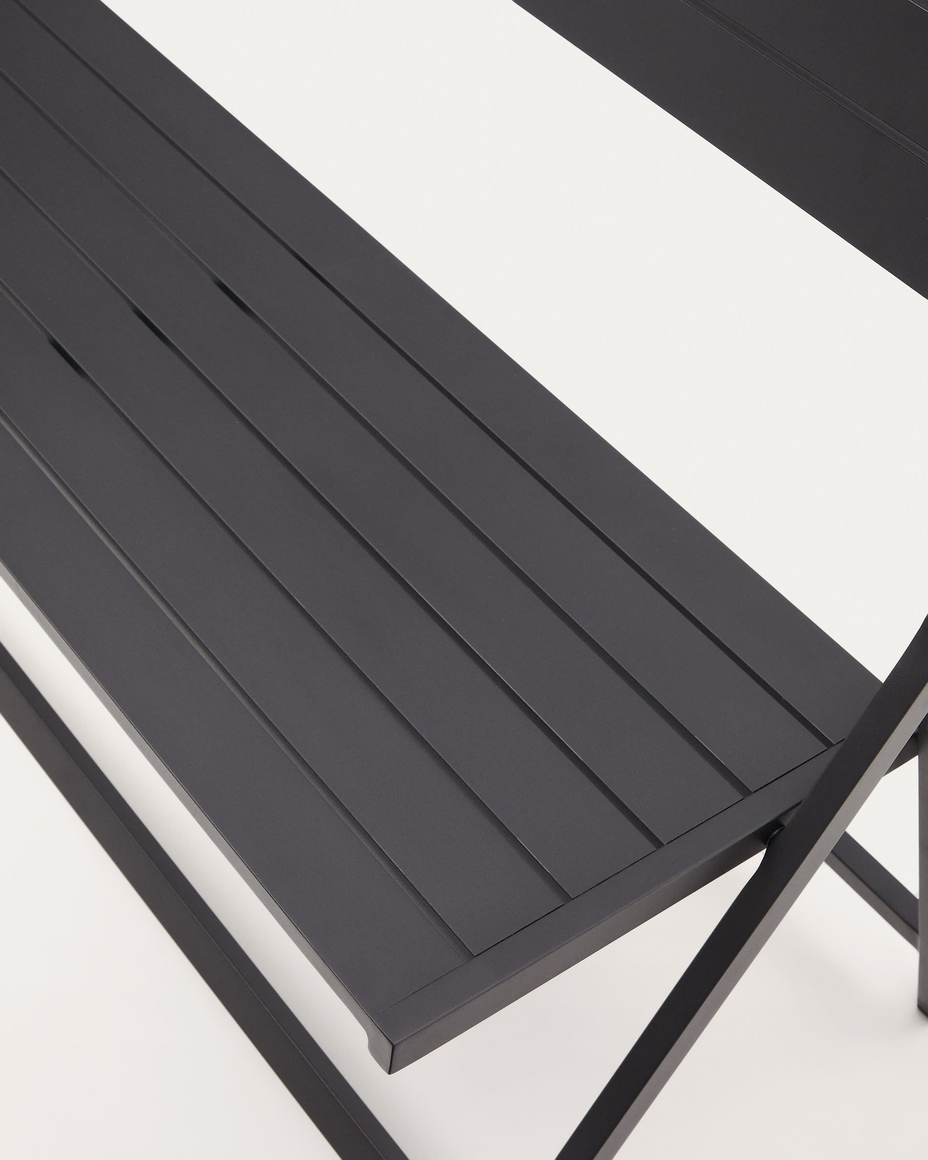 Folding outdoor Bench torreta made of aluminum with dark grey finish