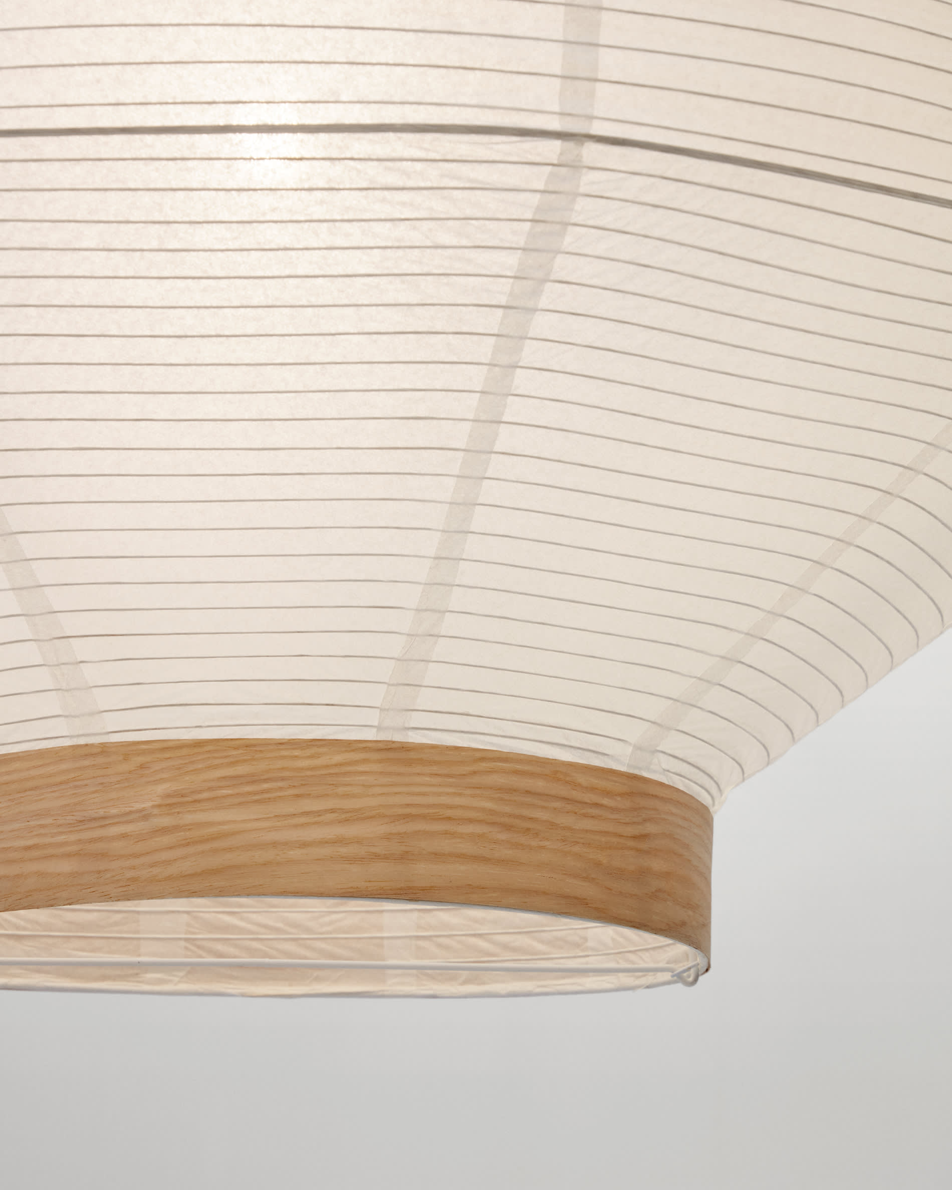 Hila ceiling lamp screen in white paper with natural wood veneer Ø 80 cm
