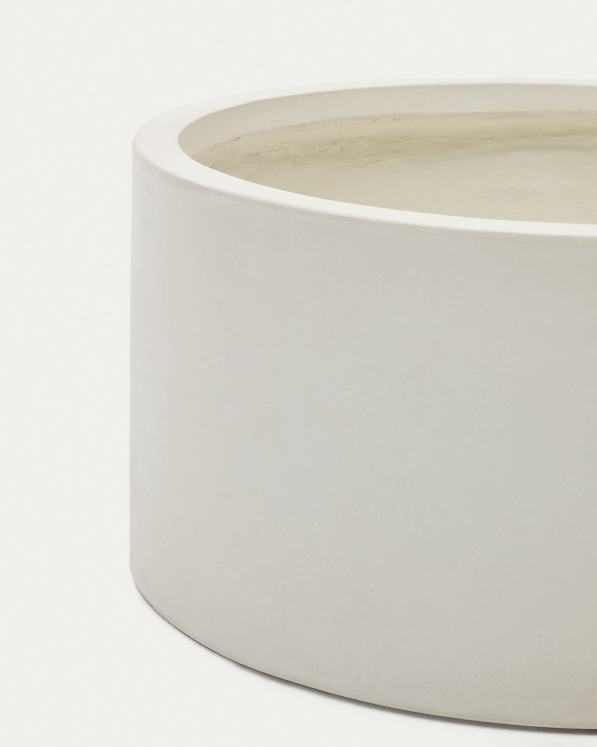 Aiguablava plant pot in white cement, Ø 62 cm