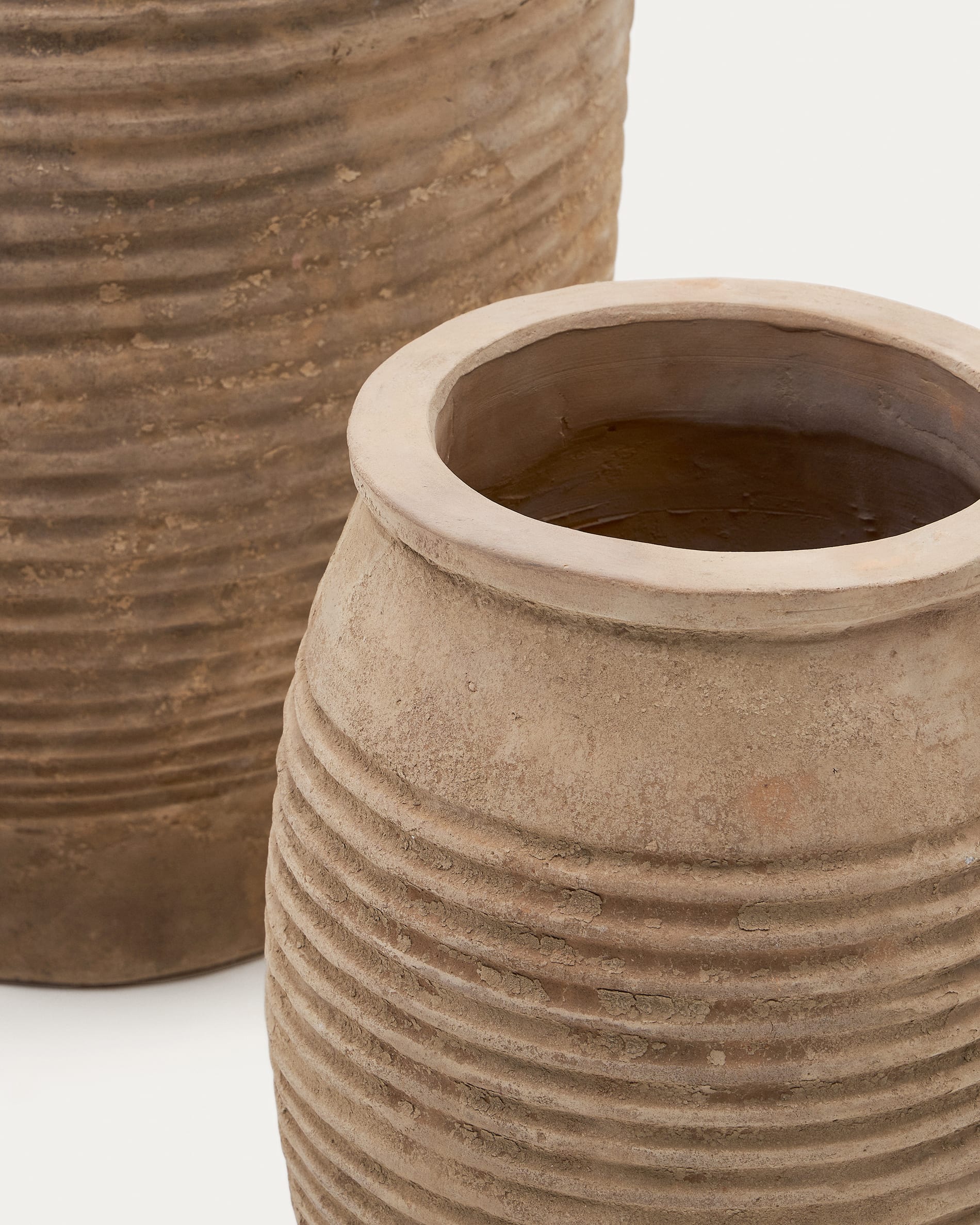 Llonga set of 2 terracotta planters with natural finish Ø 54 / 32 cm