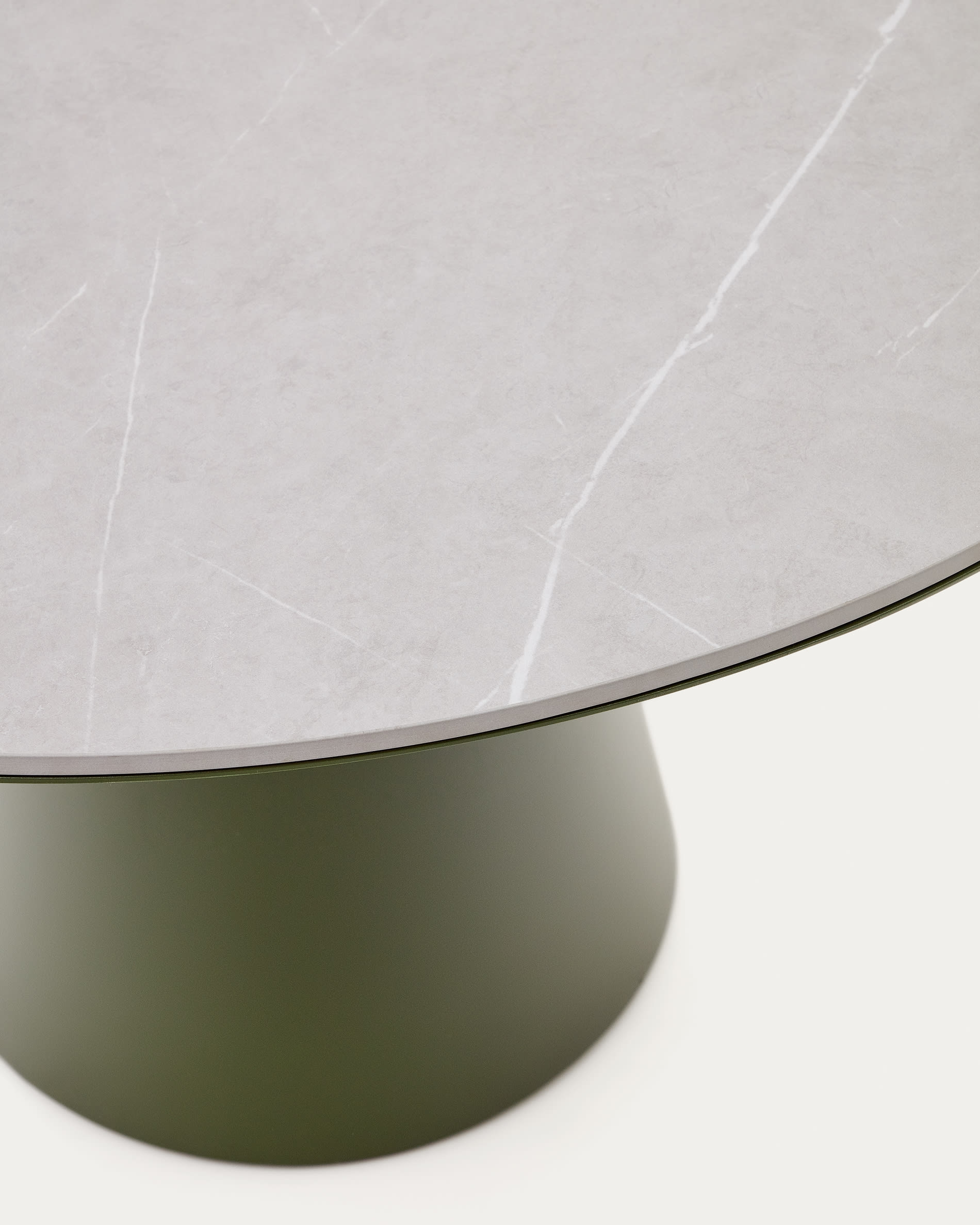 Tudons outdoor table in aluminium in a green ceramic table top, Ø120 cm
