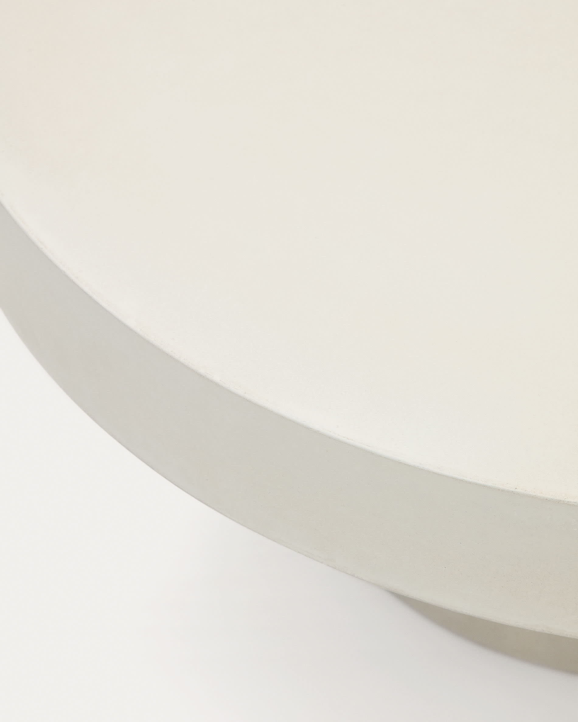 Aiguablava round coffee table in white cement, Ø 90 cm