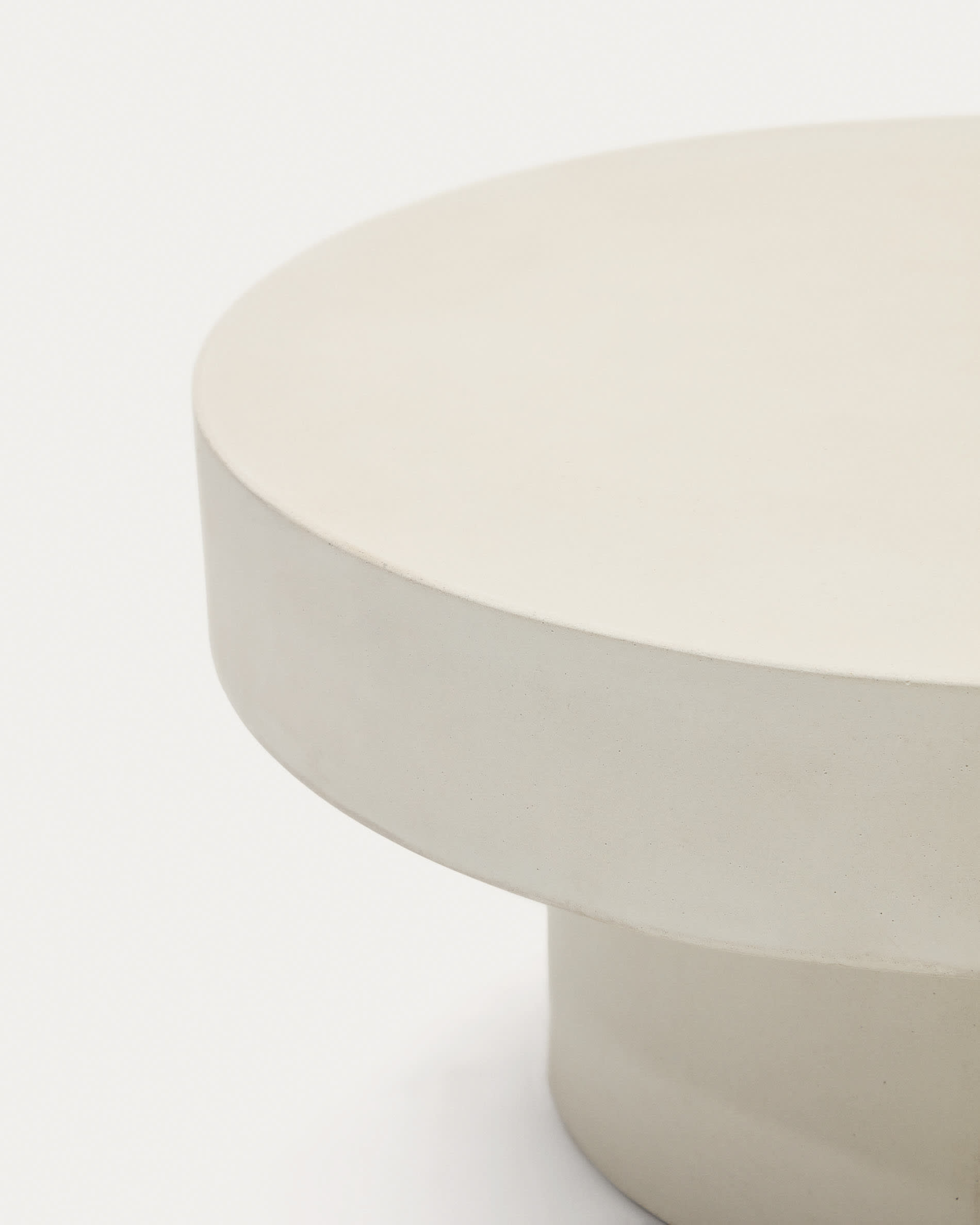 Aiguablava round coffee table in white cement, Ø 66 cm