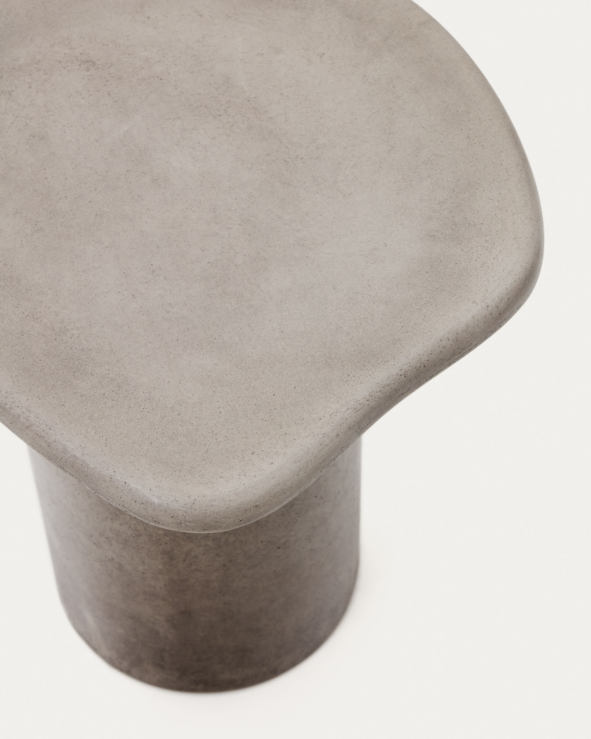 Macarella cement side table, 48 x 47 cm