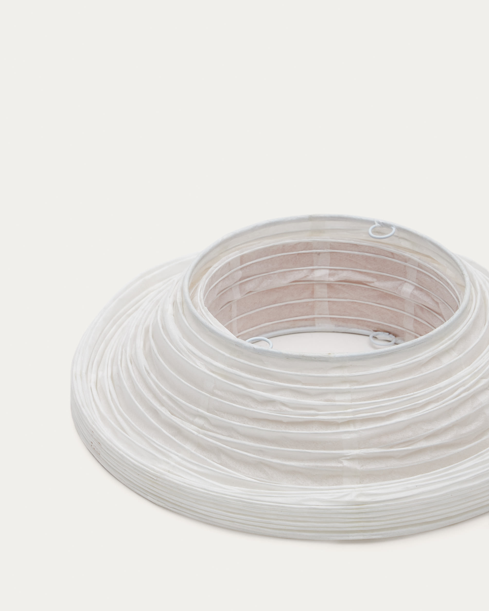 Hila ceiling lamp screen in white paper with natural wood veneer Ø 30 cm
