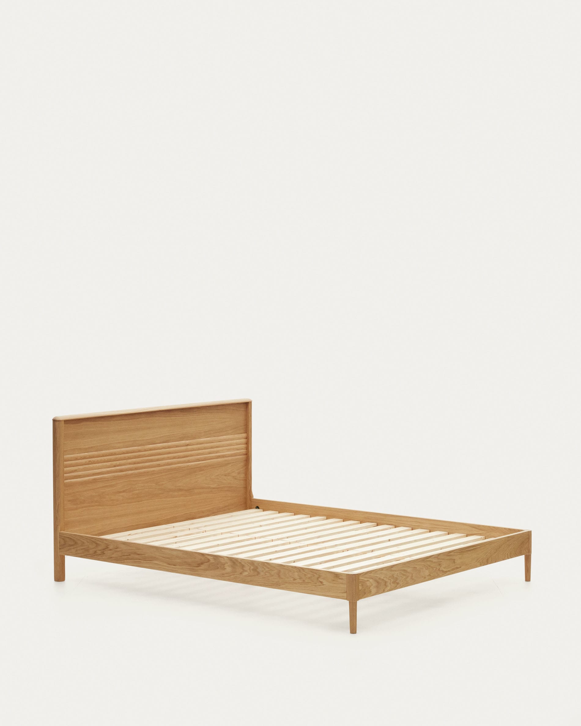 Lenon oak wood and veneer bed for 160 x 200 cm mattress, FSC MIX Credit