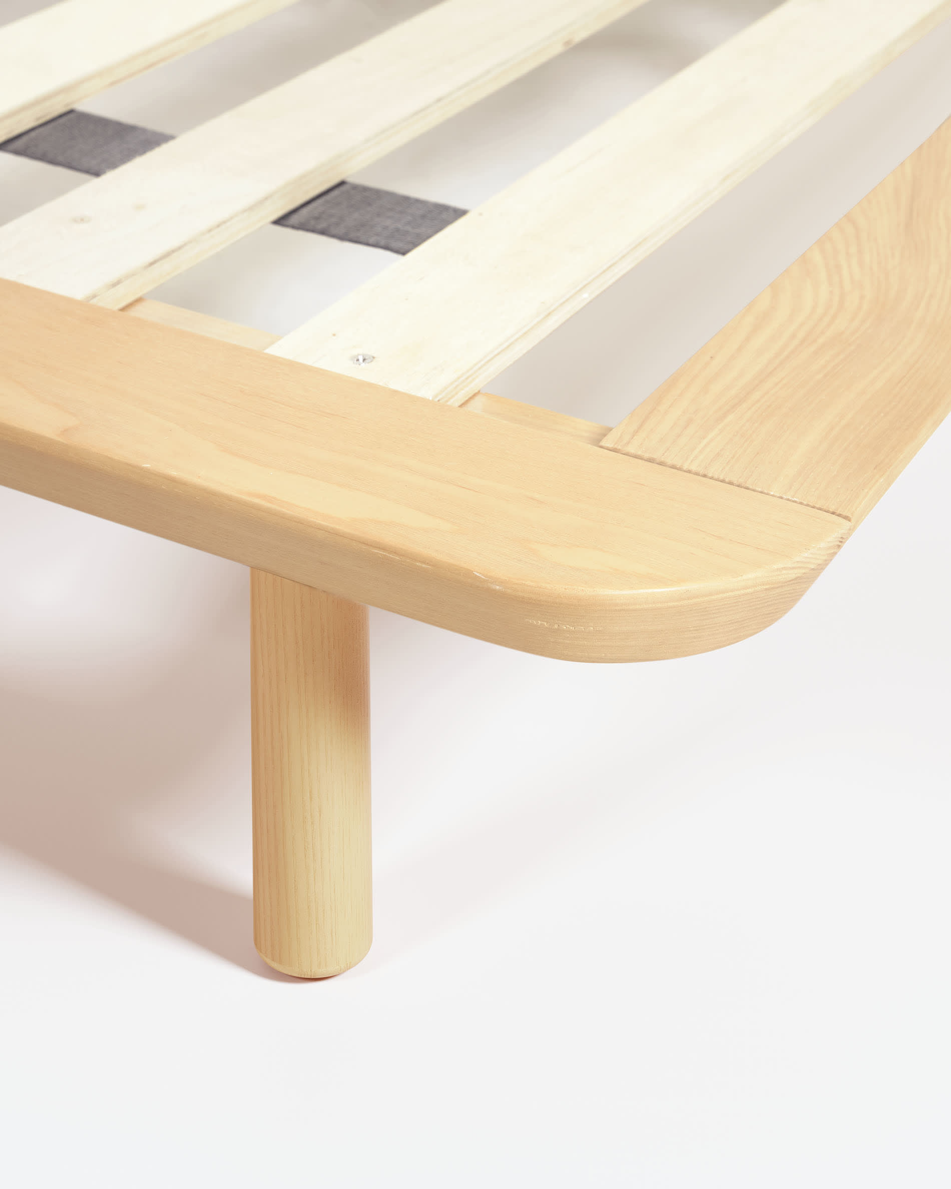 Anielle bed made from solid ash wood for a 180 x 200 cm mattress