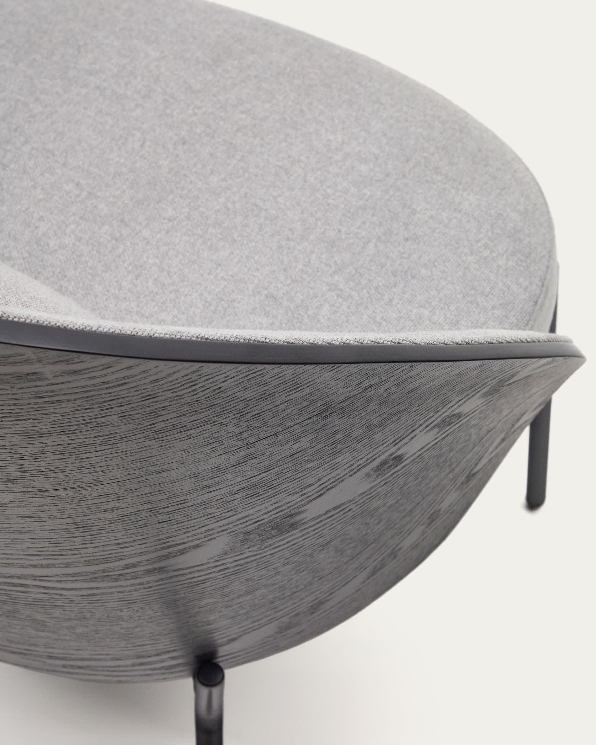 Eamy light grey armchair in an ash wood veneer with a black finish and black metal