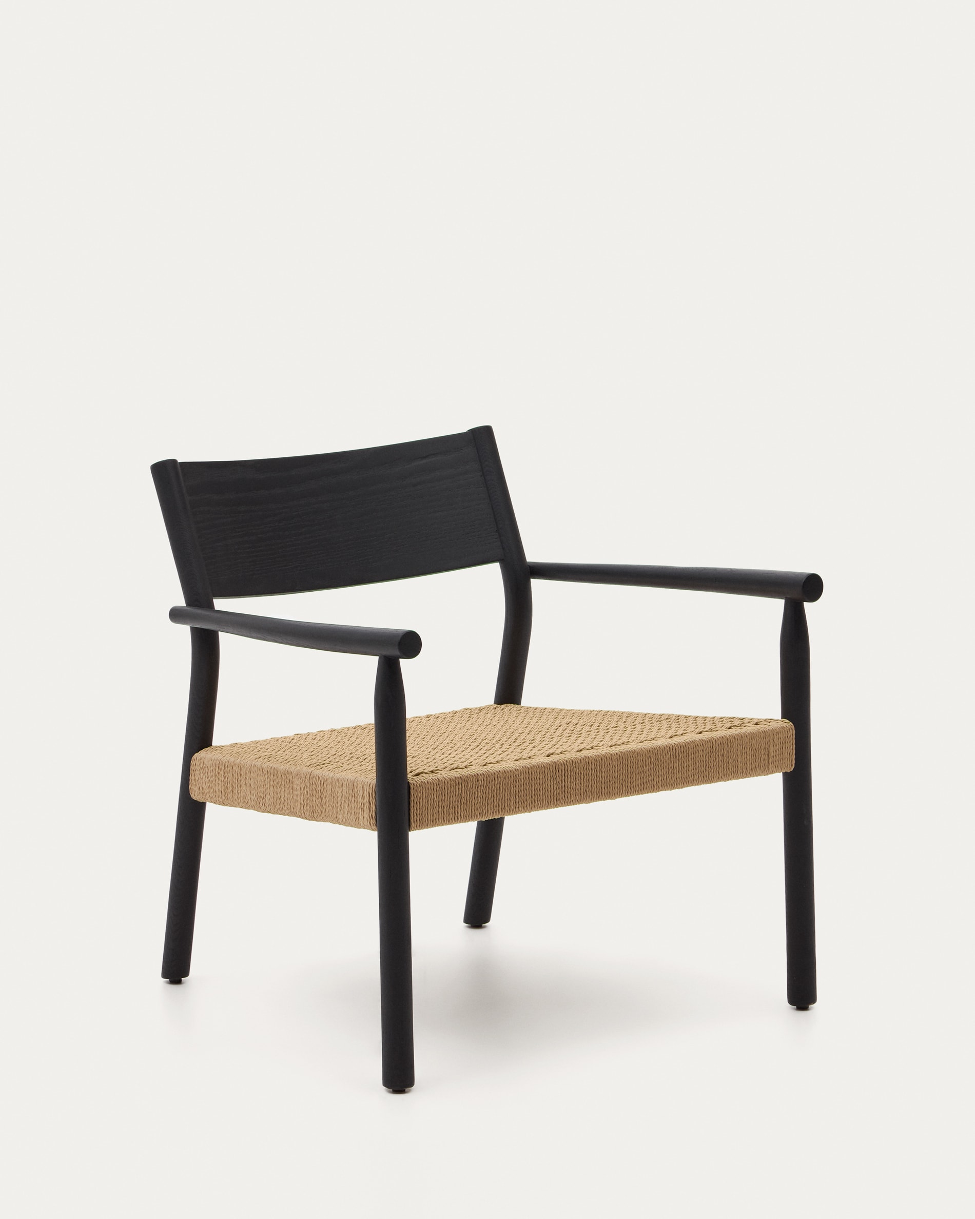 Yalia armchair in solid oak 100% FSC with a black finish and paper rope seat