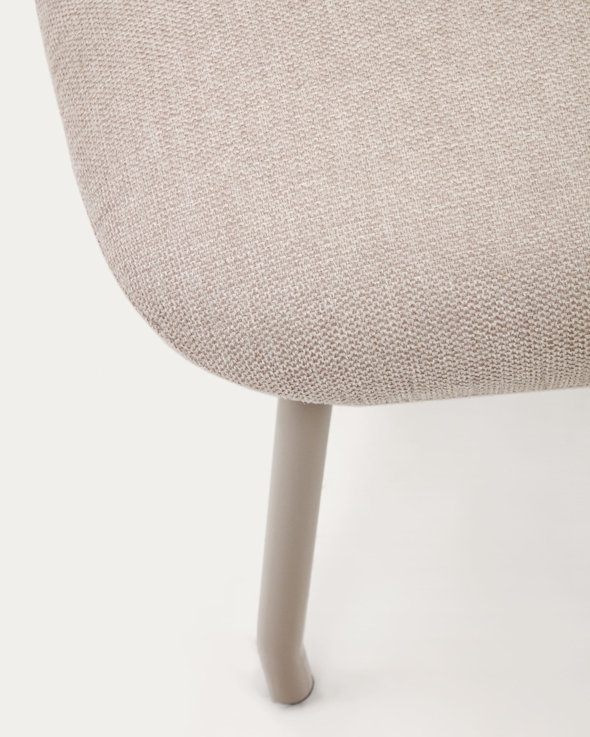 Belina beige chenille footrest in steel with beige finish FSC 100%
