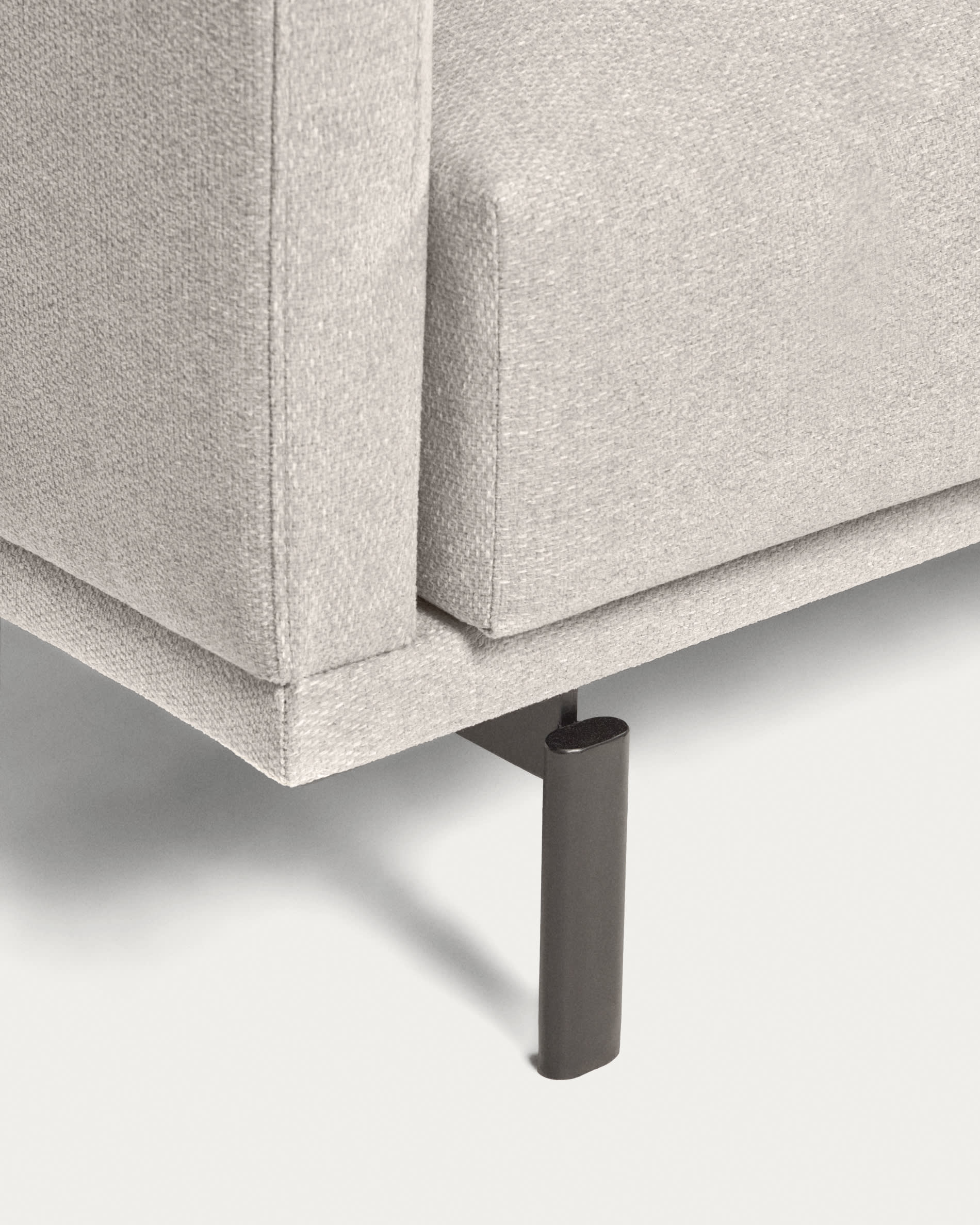 Galene 4 seater sofa in beige, 414 cm FSC Mix Credit