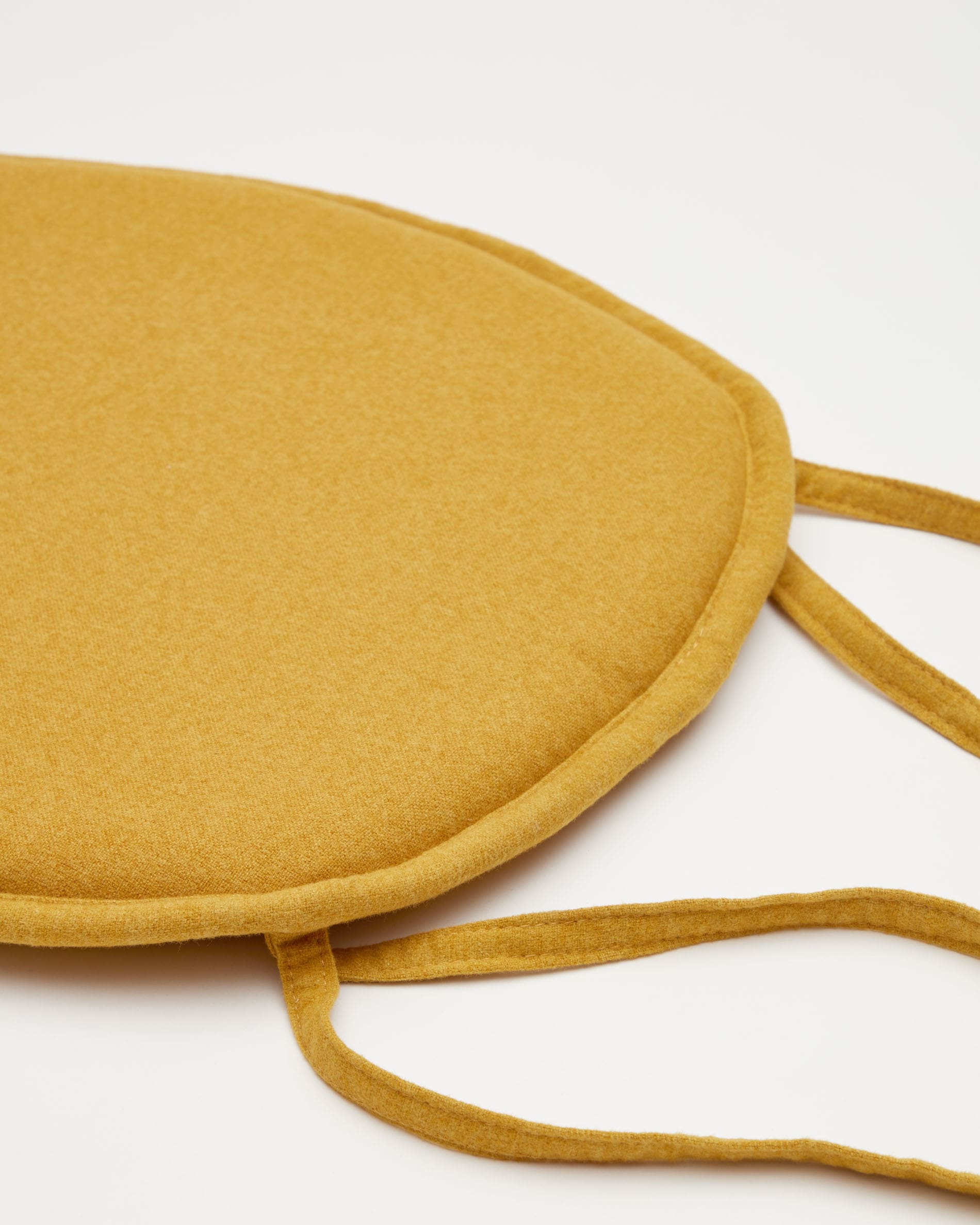 Cushion for Romane chair in mustard 43 x 43 cm
