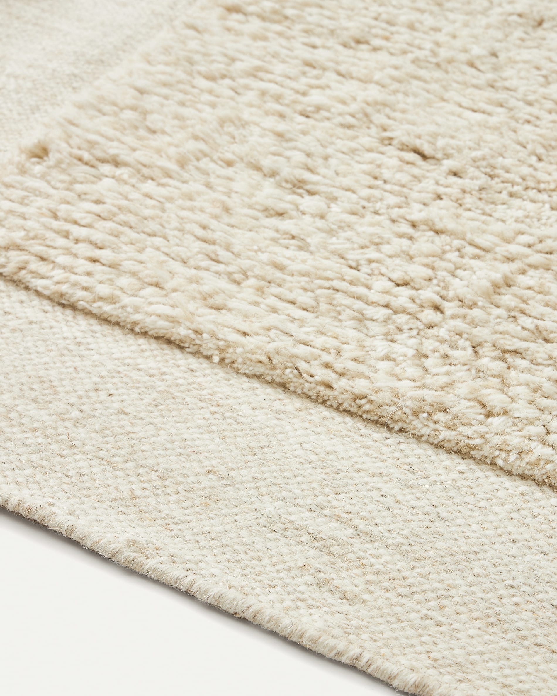 Marely white wool rug 200 x 300 cm