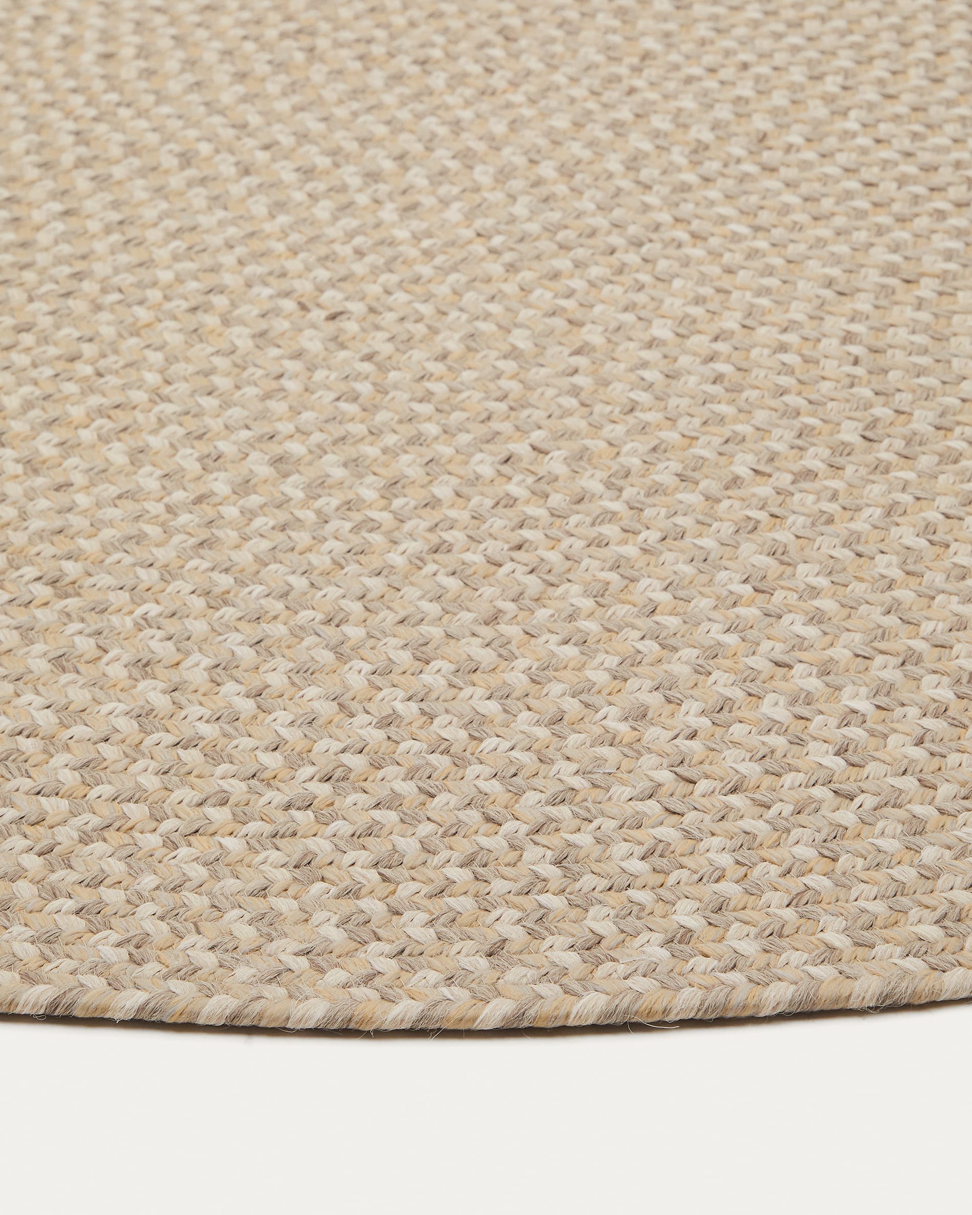 Rodhe beige oval rug 100% PET 160 x 230 cm