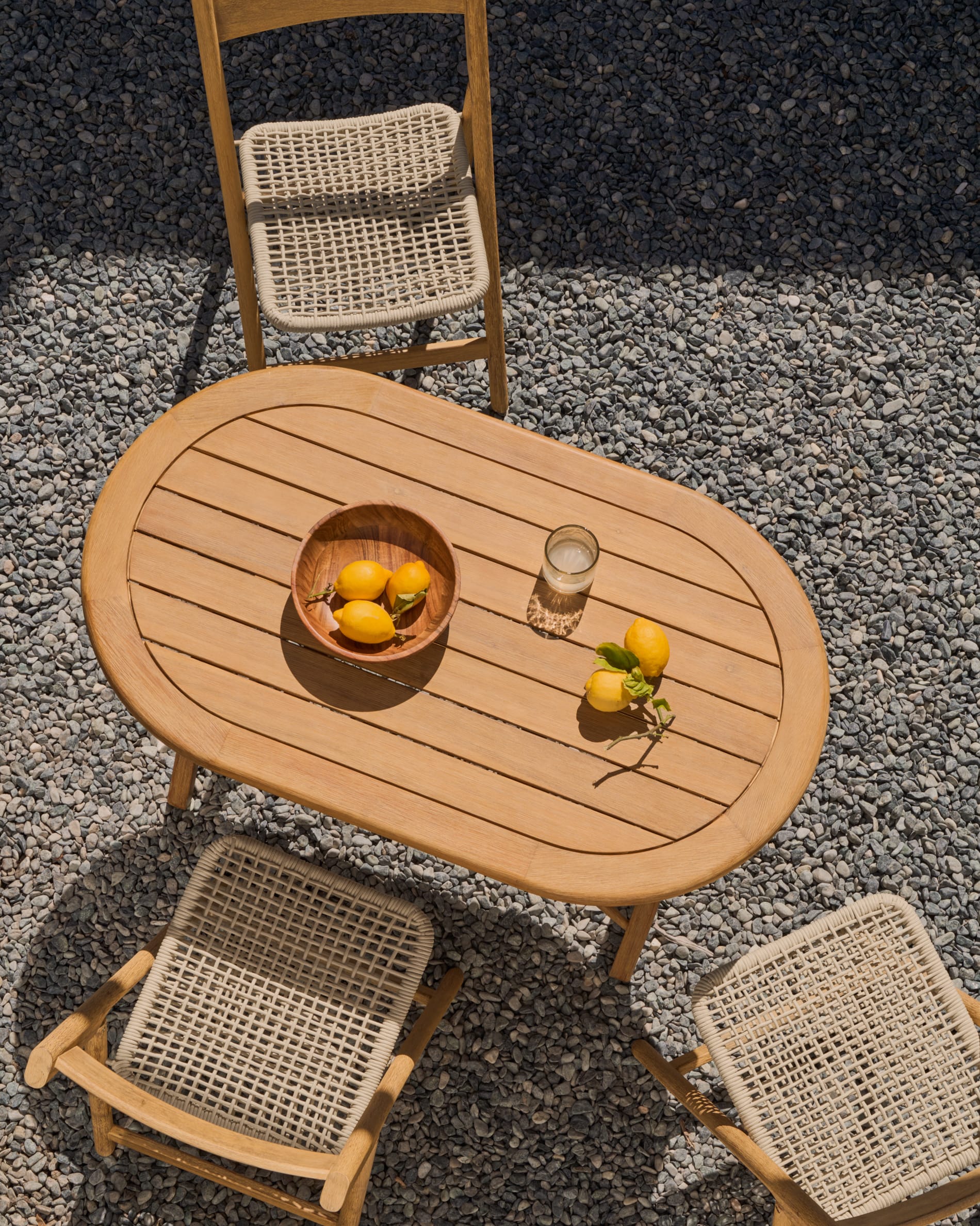 Dandara folding table in solid acacia wood natural finish, Ø 120 x 60 cm FSC 100%