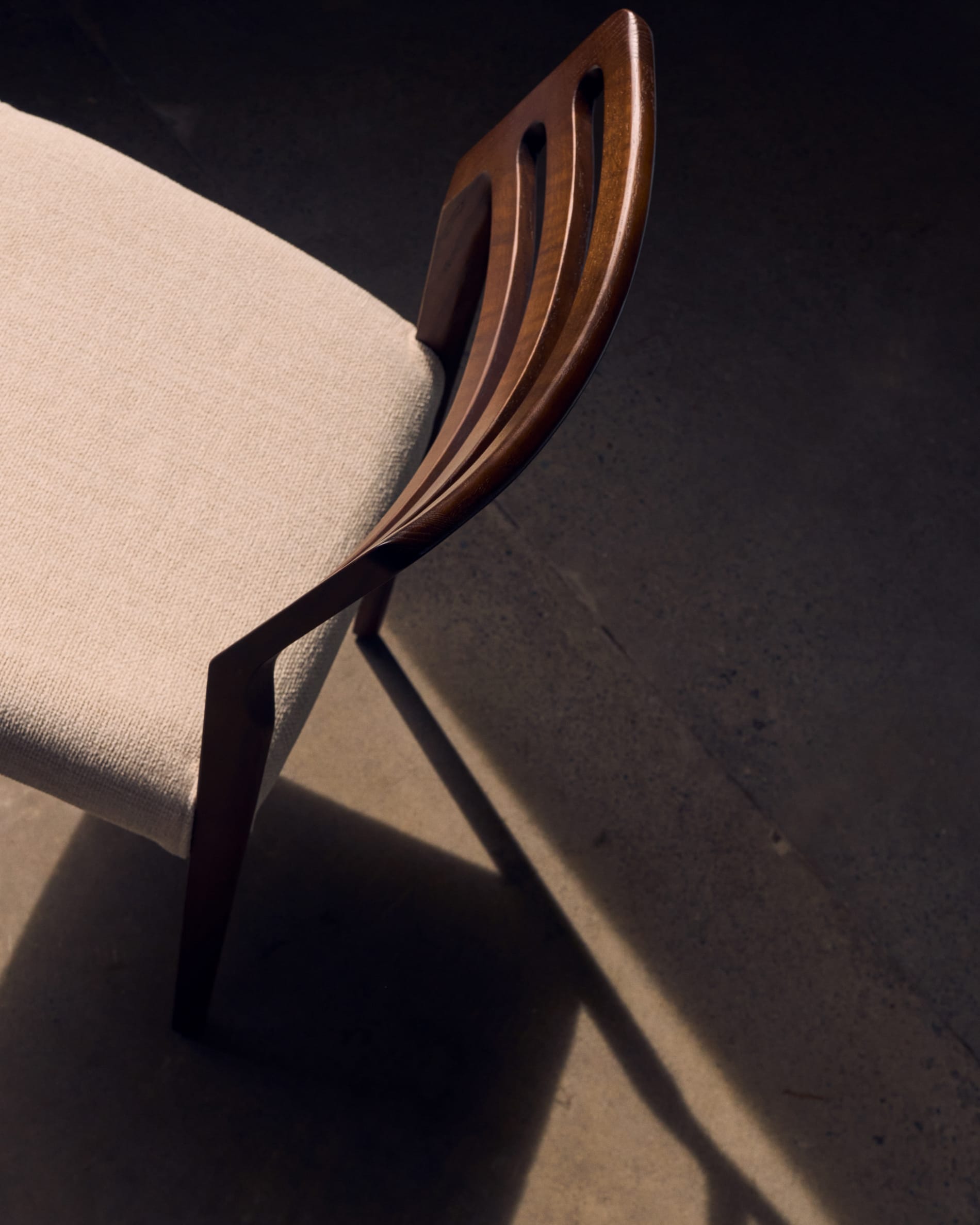 Cudia chair removable cover in beige chenille solid oak wood walnut finish FSC Mix Credit
