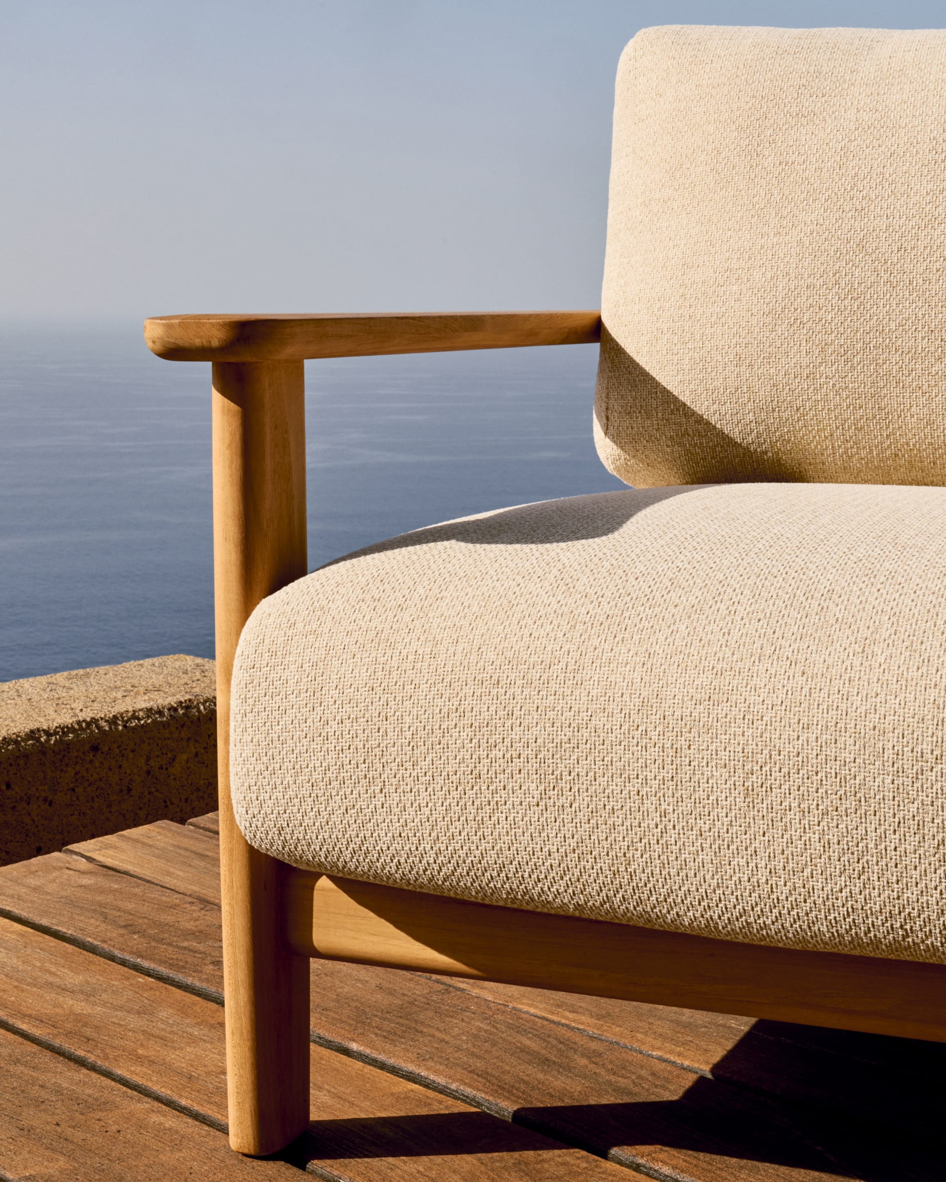 Tirant armchair made from solid teak wood FSC 100%