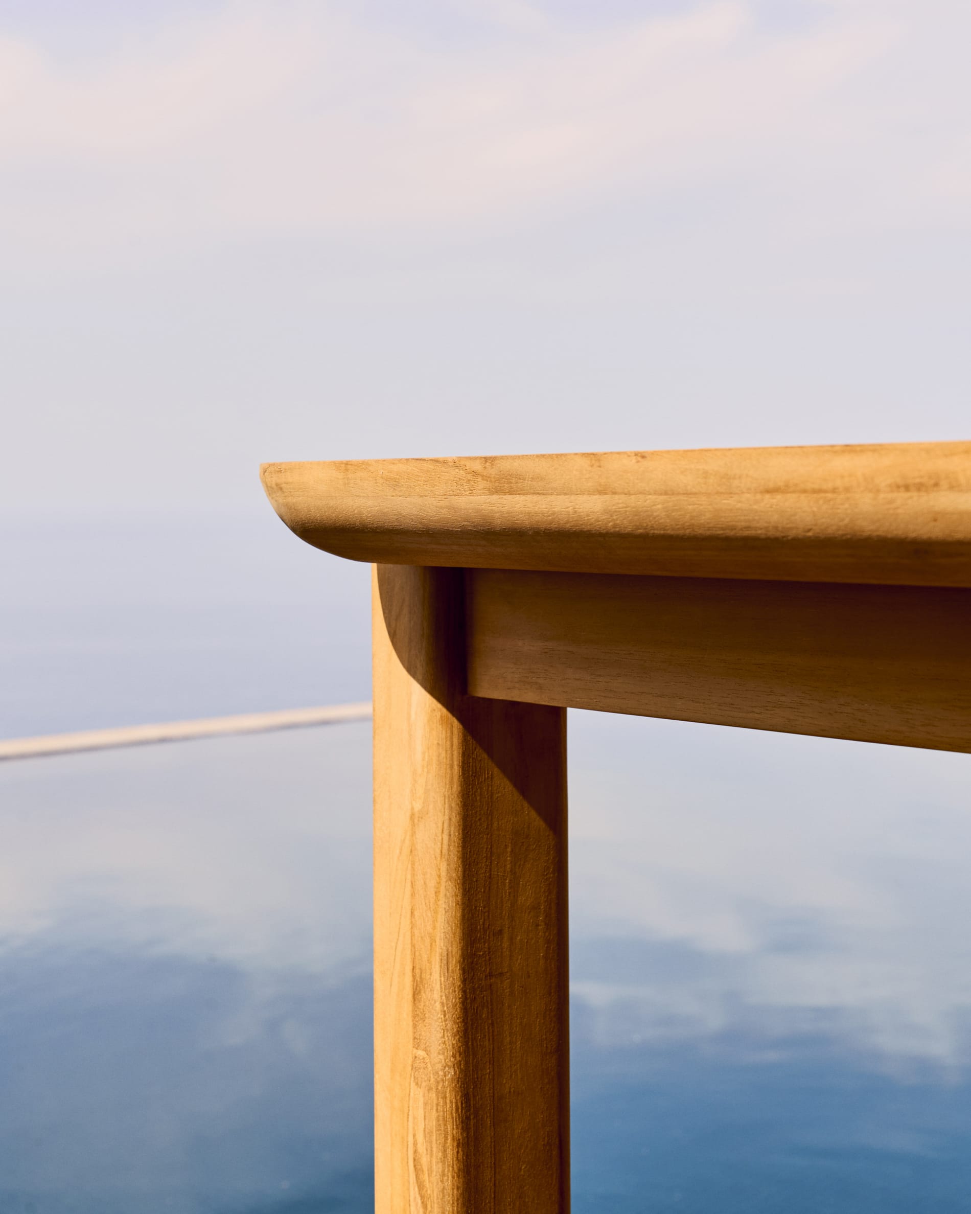 Icaro table made from solid teak wood, 280 x 112 cm, FSC 100%