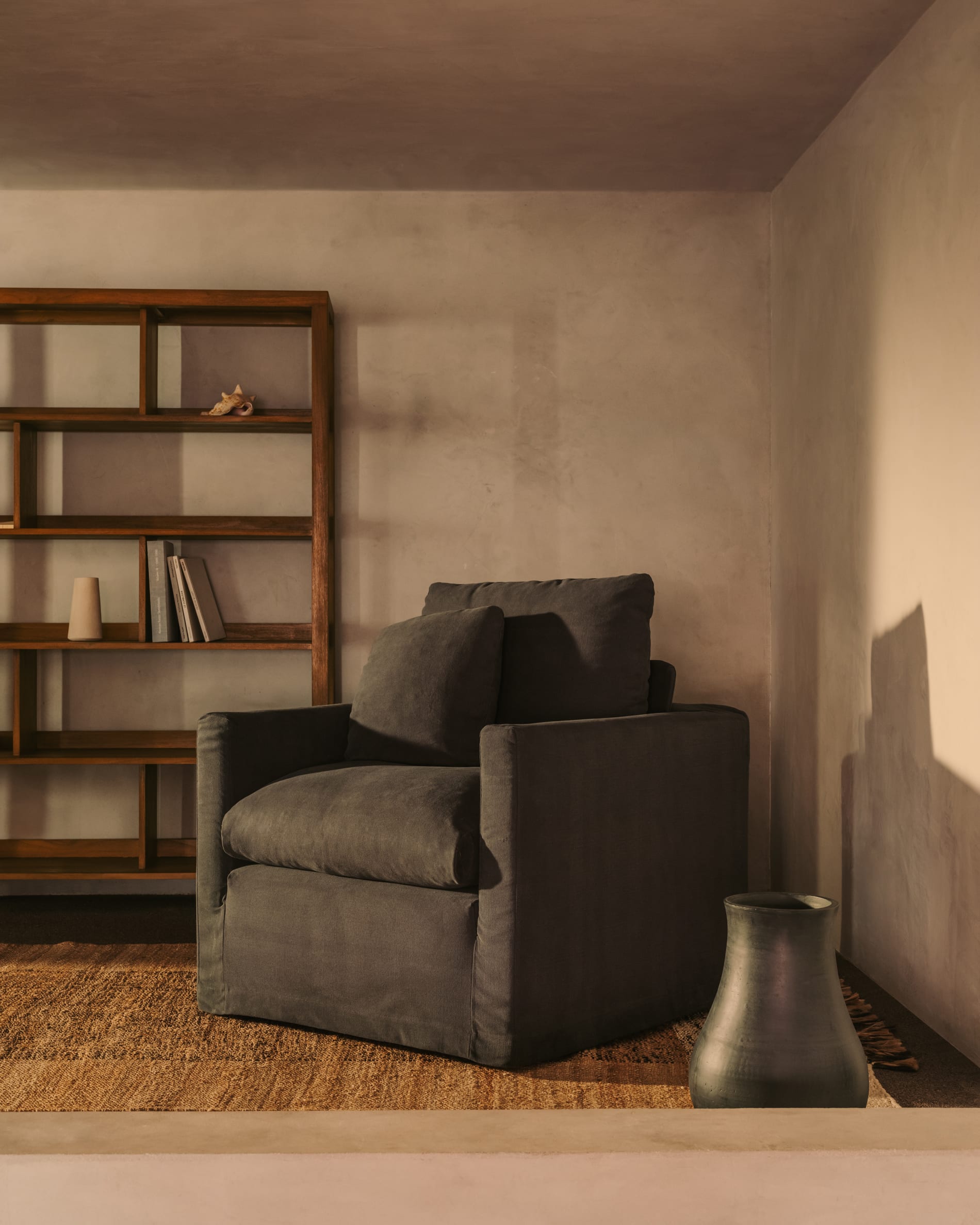 Nora armchair with removable cover with linen and cotton cushion in taupe 92cm