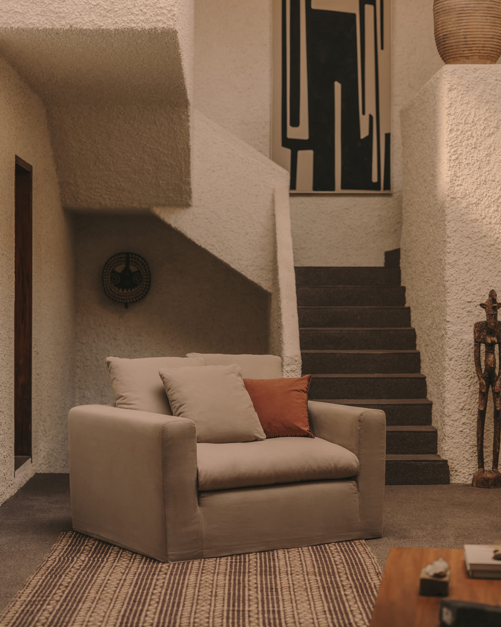 Nora armchair with removable cover with linen and cotton cushion in ecru 140cm