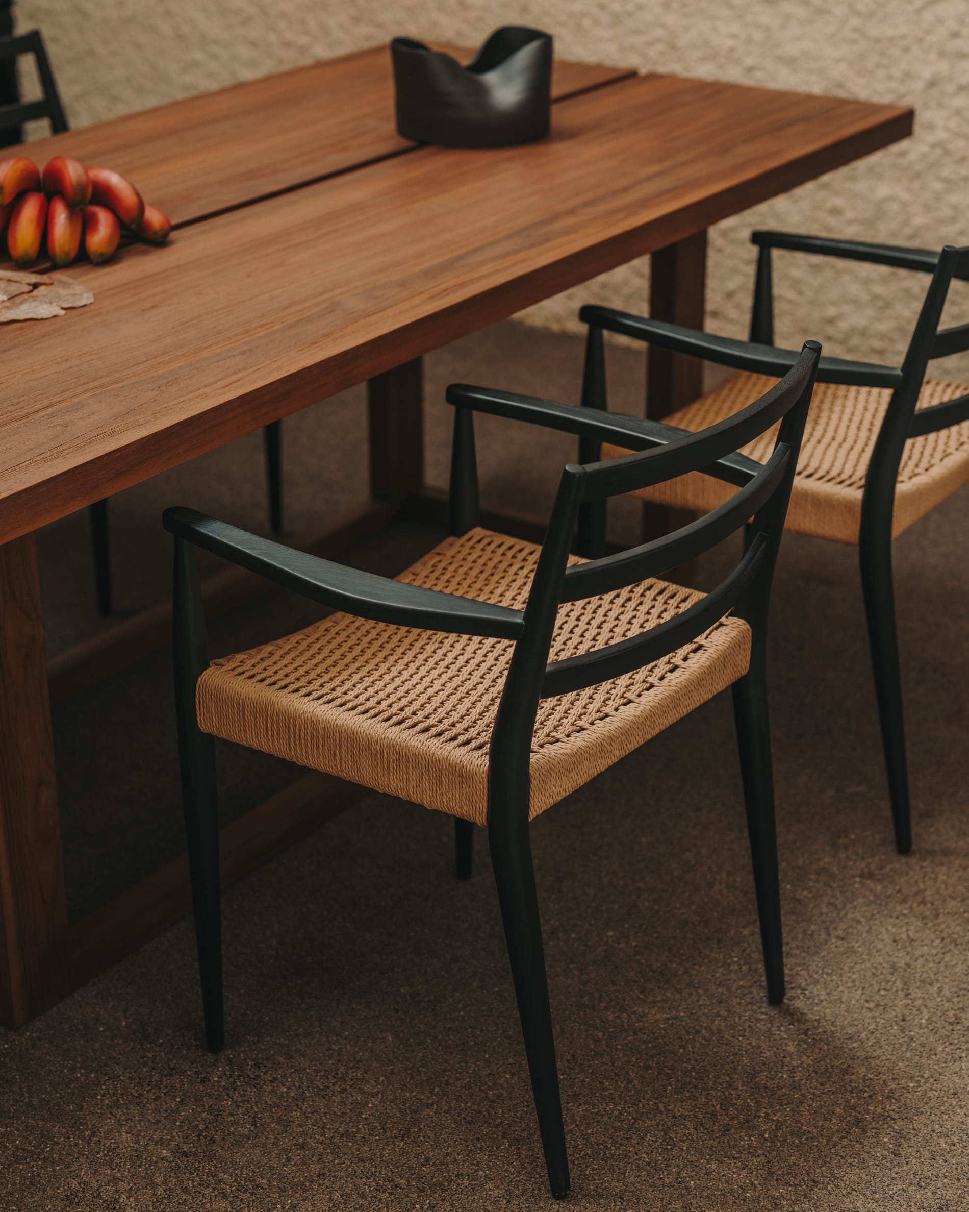 Sashi table made in solid teak wood 220 x 100 cm