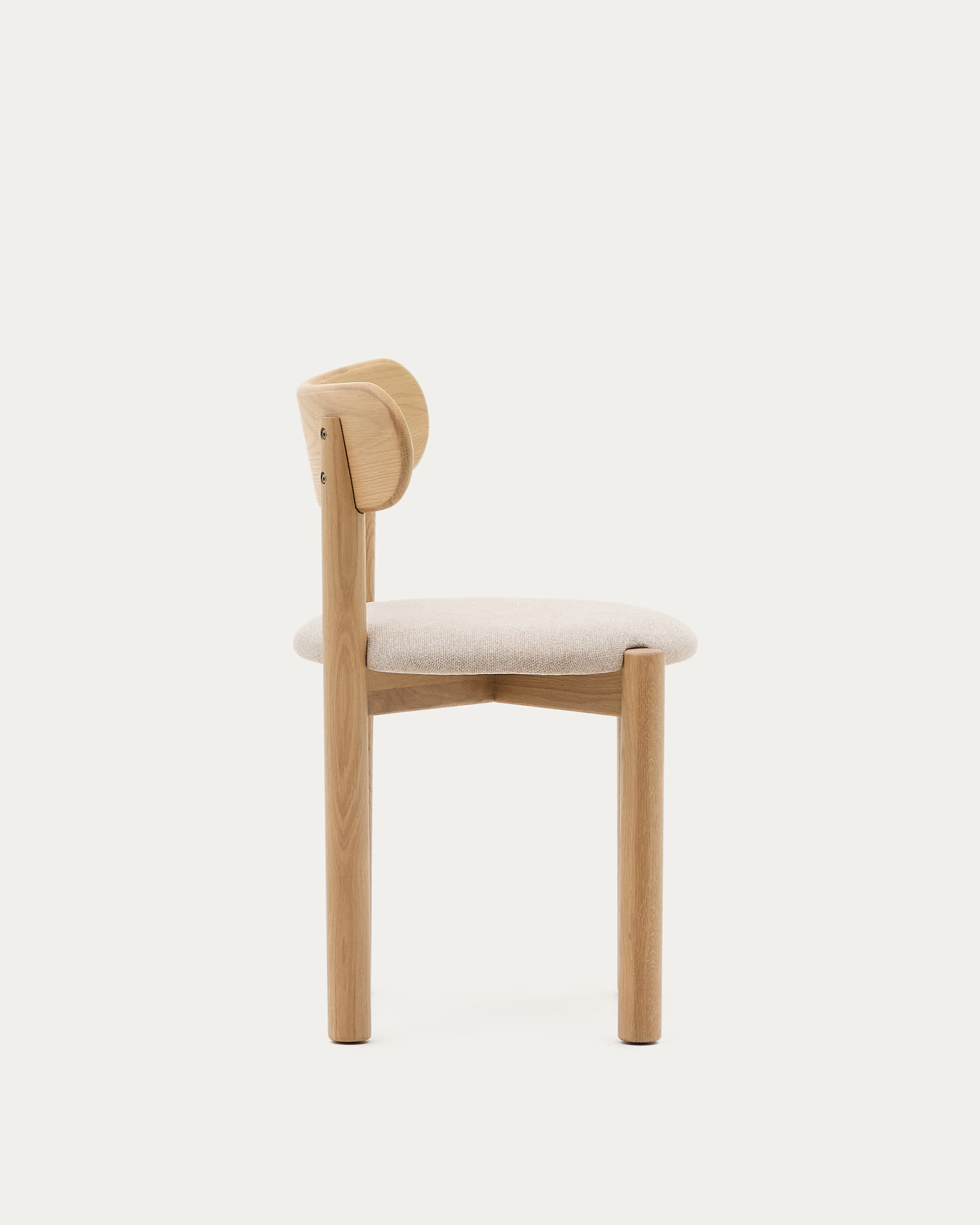 Nebai chair in beige chenille with a solid oak wood structure and natural finish FSC MIX Credit