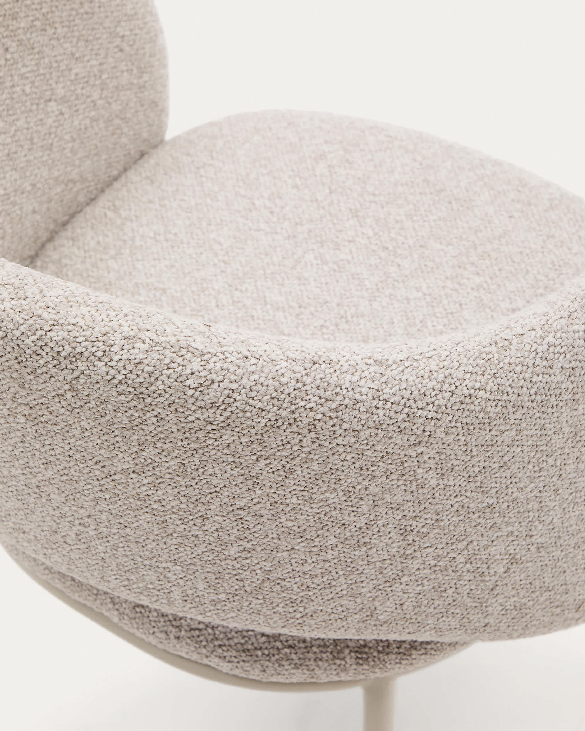 Maina chair in thick beige chenille and steel legs in a beige finish, FSC Mix Credit